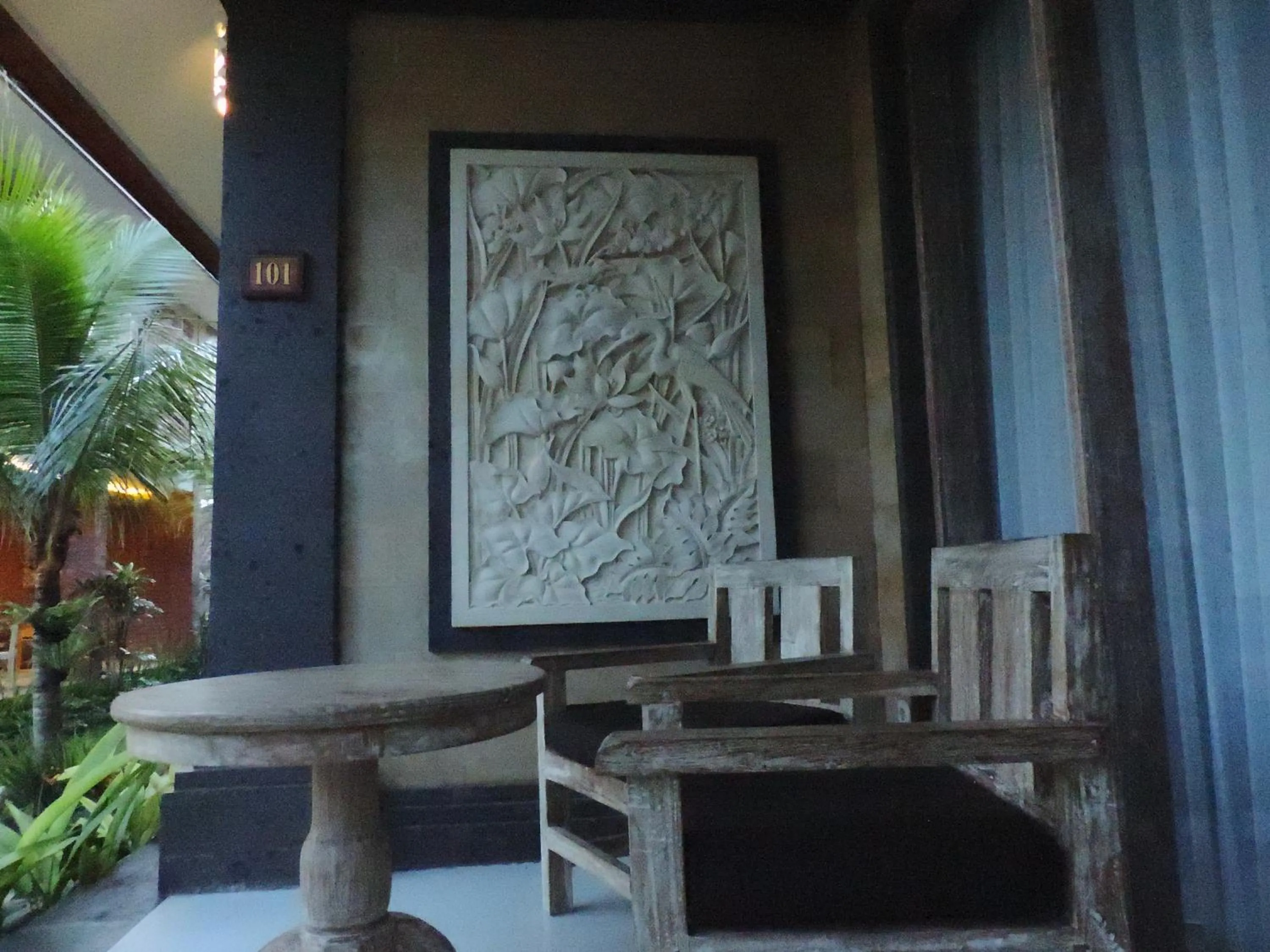 Property building in Batu Empug Ubud by Mahaputra