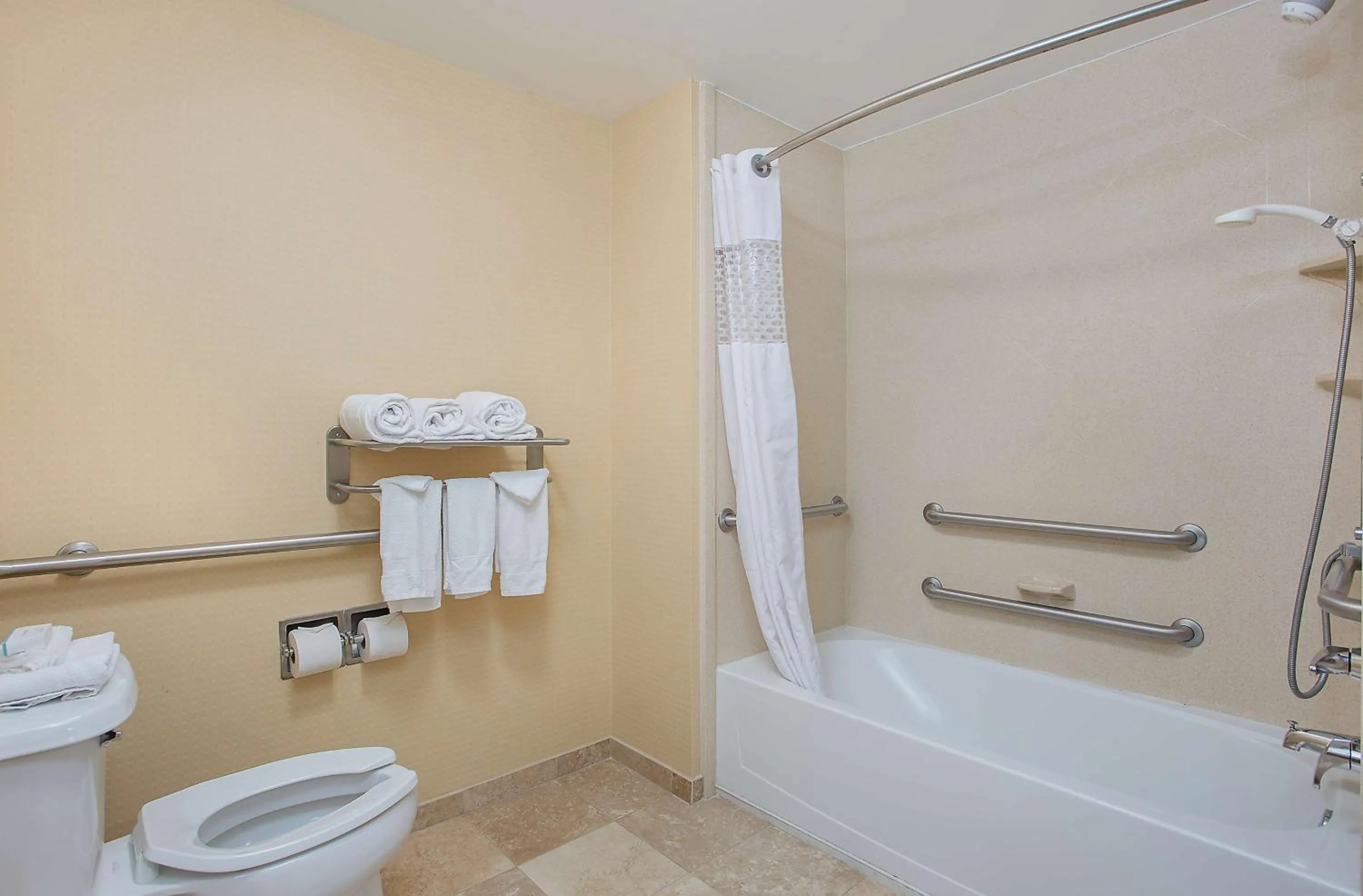 Bathroom in Hampton Inn Covington