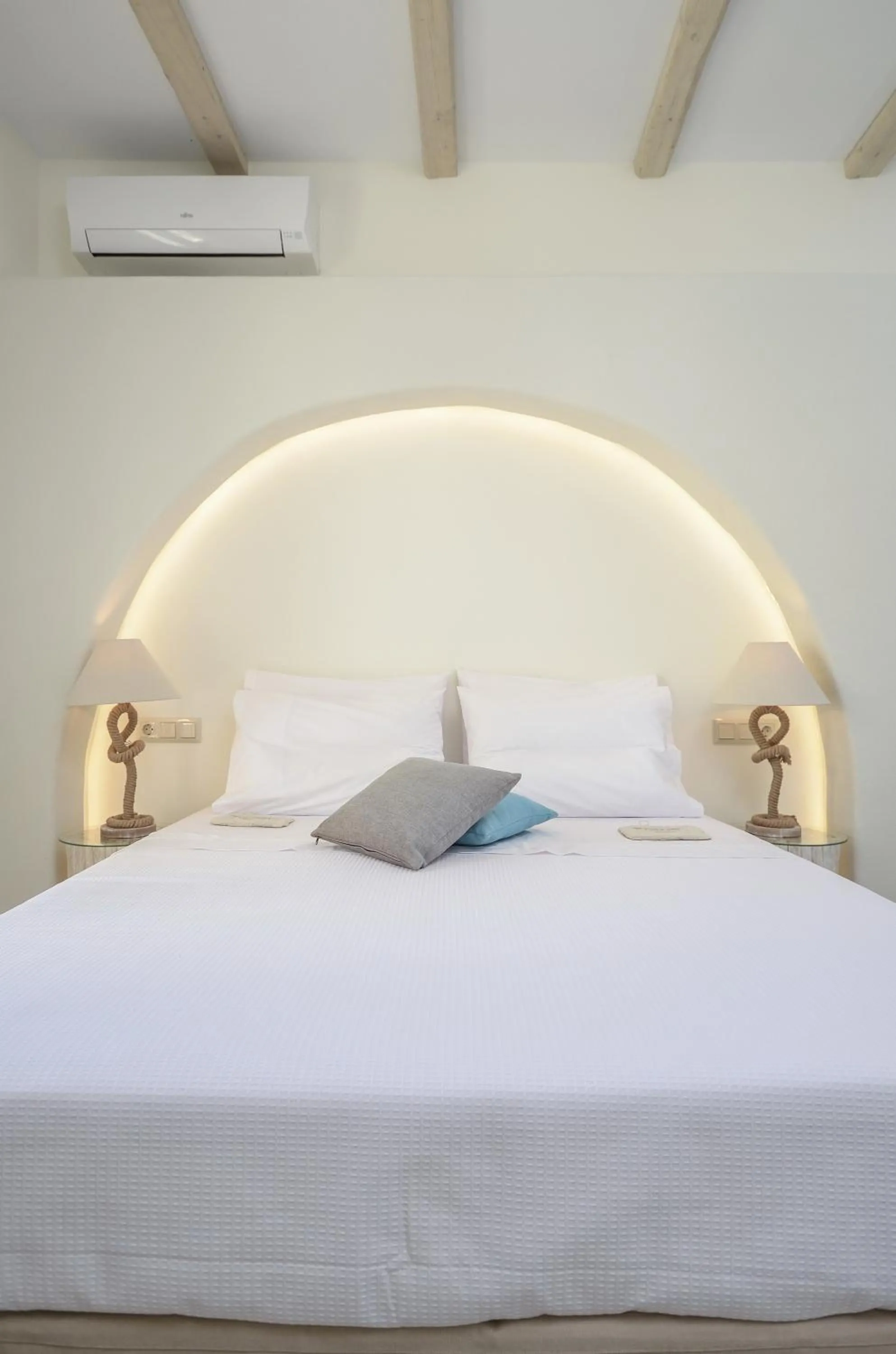 Property building, Bed in Angel Suites