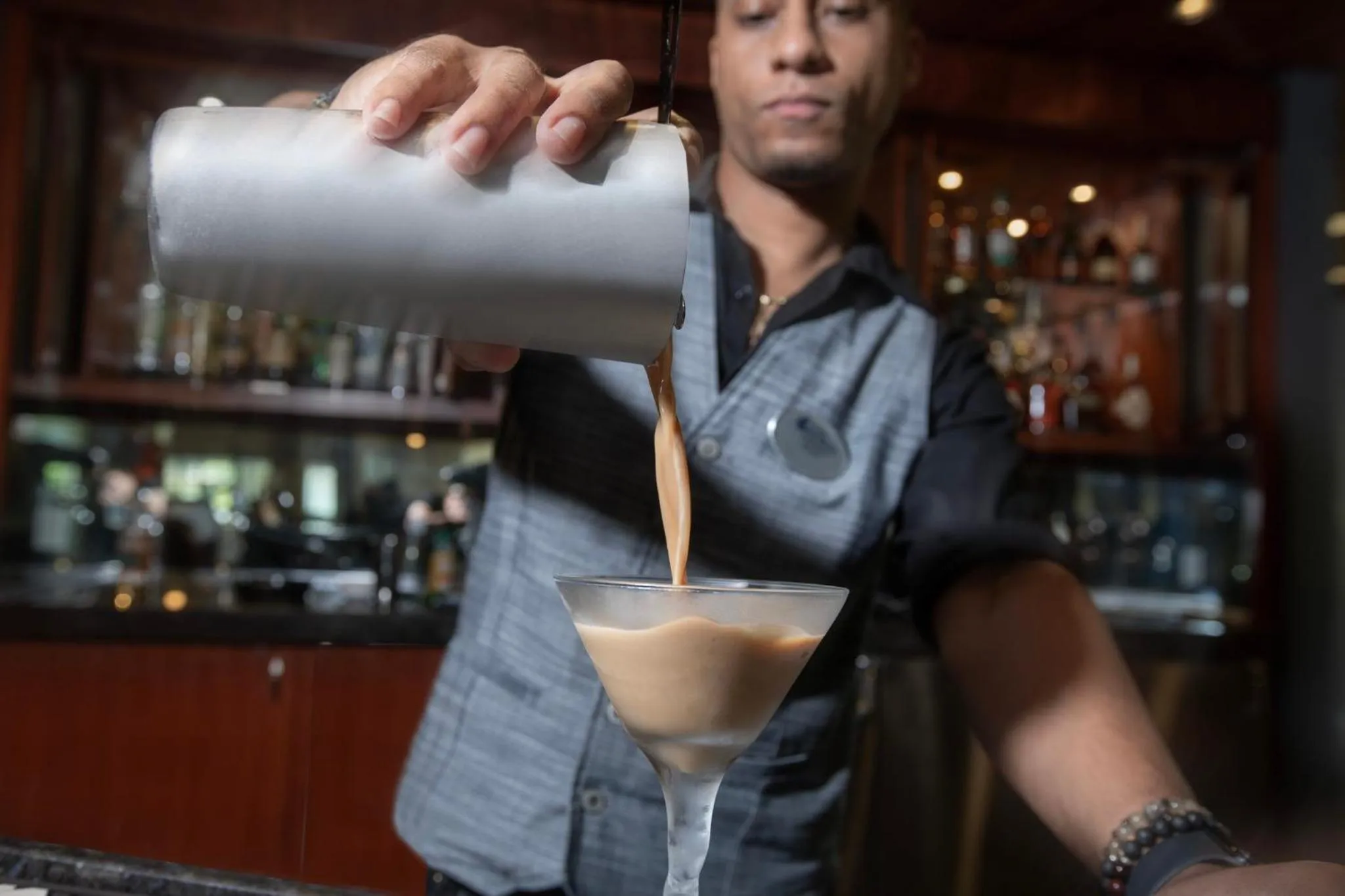 Lounge or bar in Hotel Indigo Jacksonville-Deerwood Park by IHG