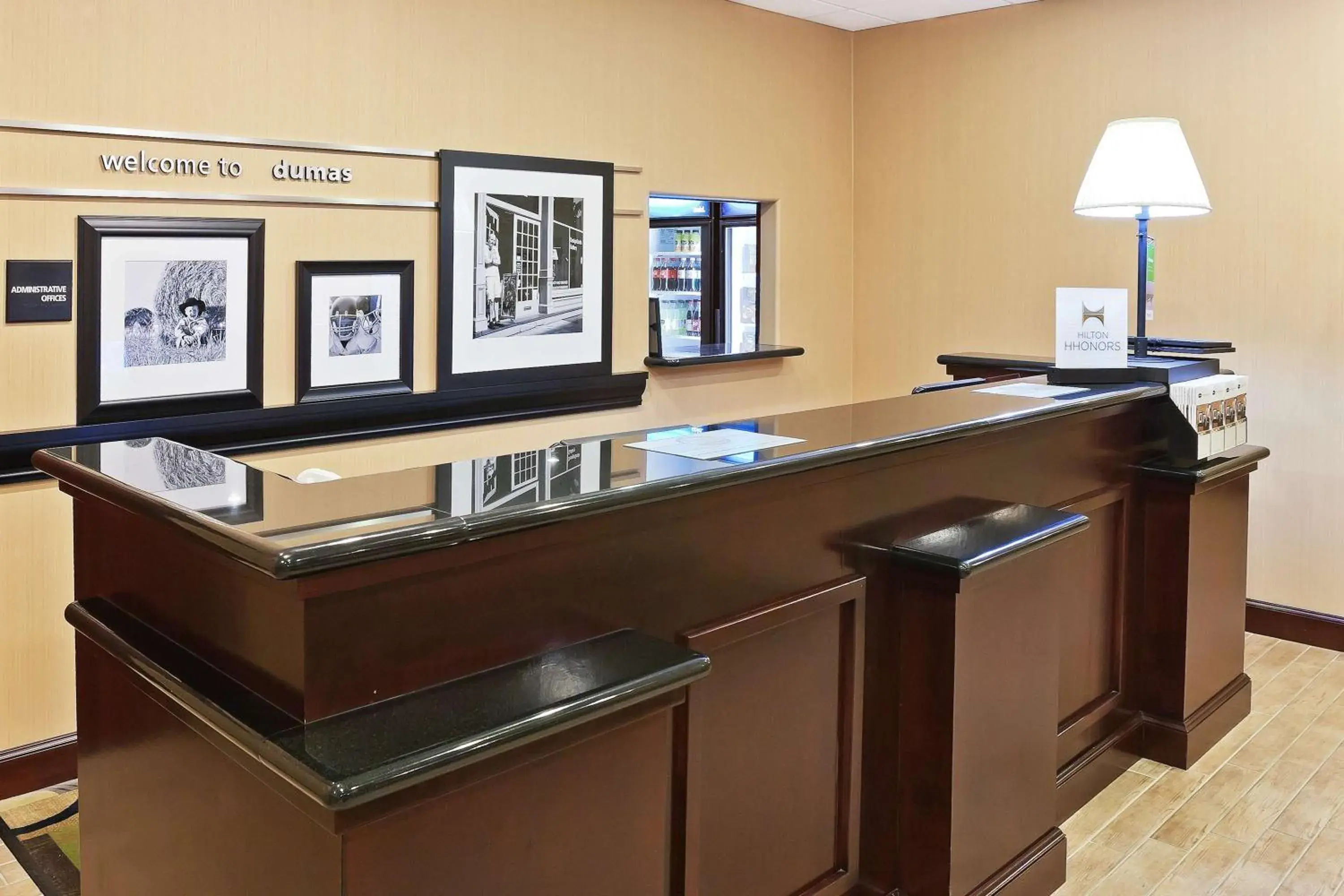 Lobby or reception in Hampton Inn & Suites Dumas Lobby or reception in Hampton Inn & Suites Dumas