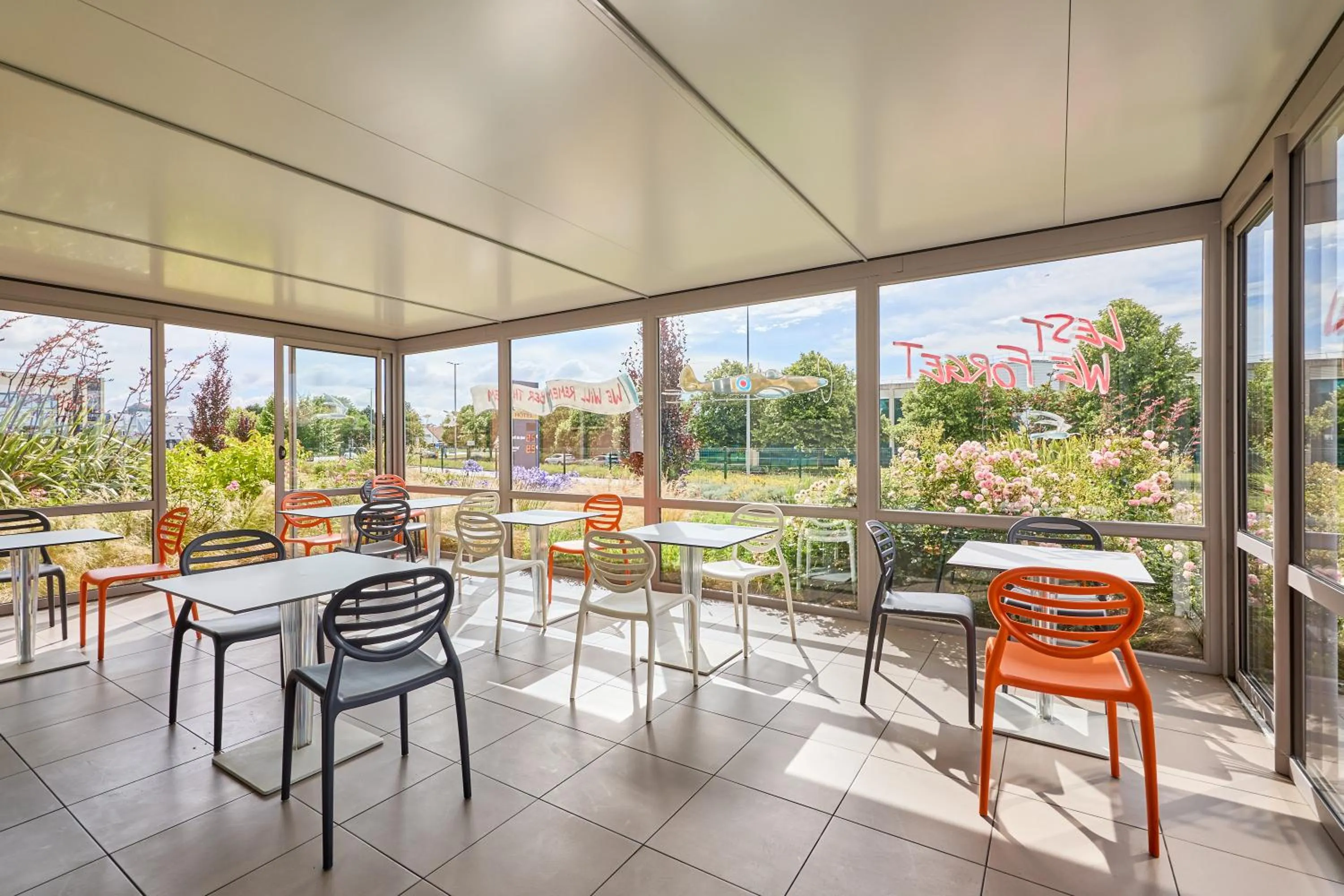 Patio in Ace Hôtel Caen Nord Mémorial
