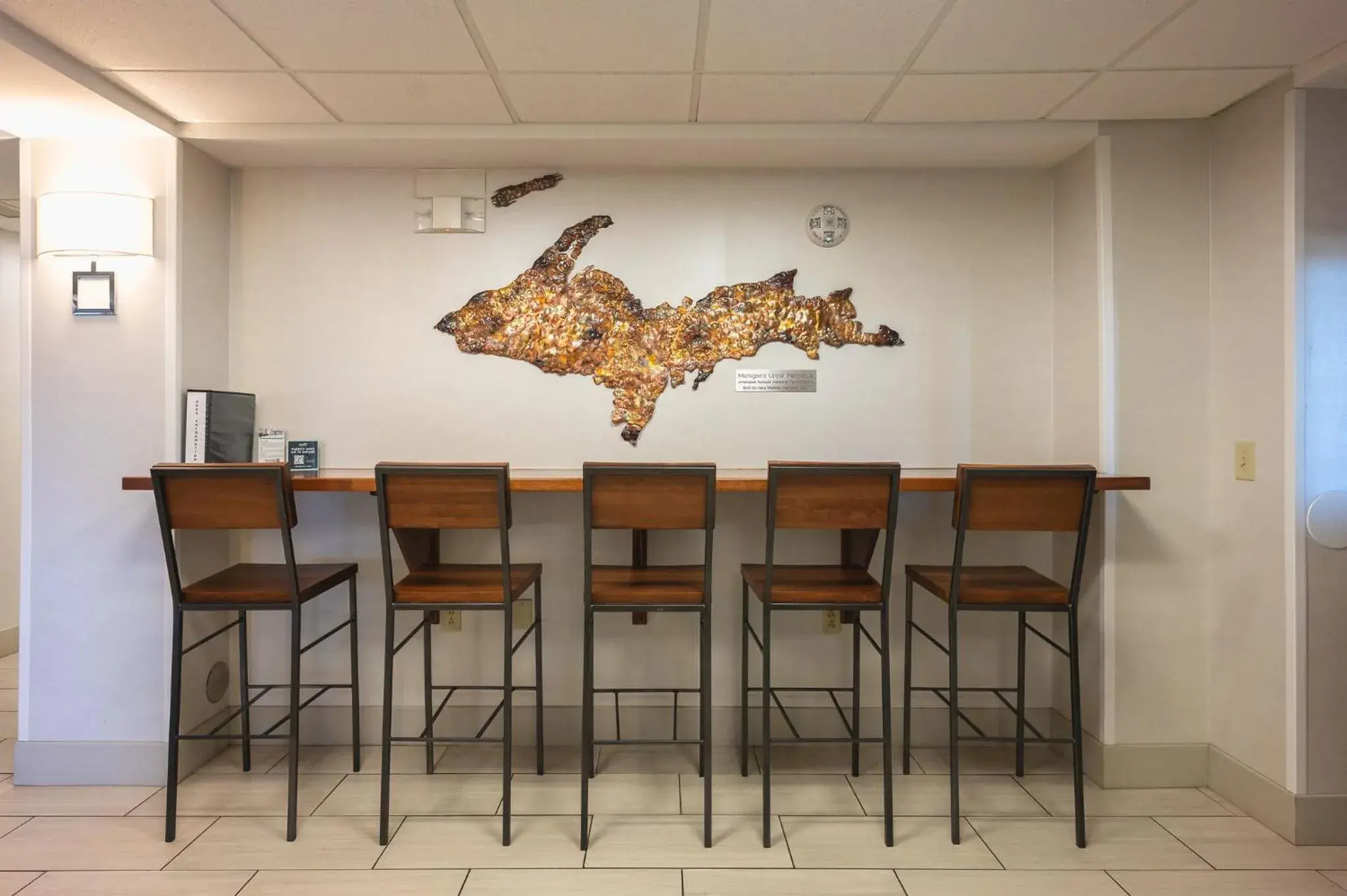 Property building in Holiday Inn Express Houghton-Keweenaw by IHG Property building in Holiday Inn Express Houghton-Keweenaw by IHG