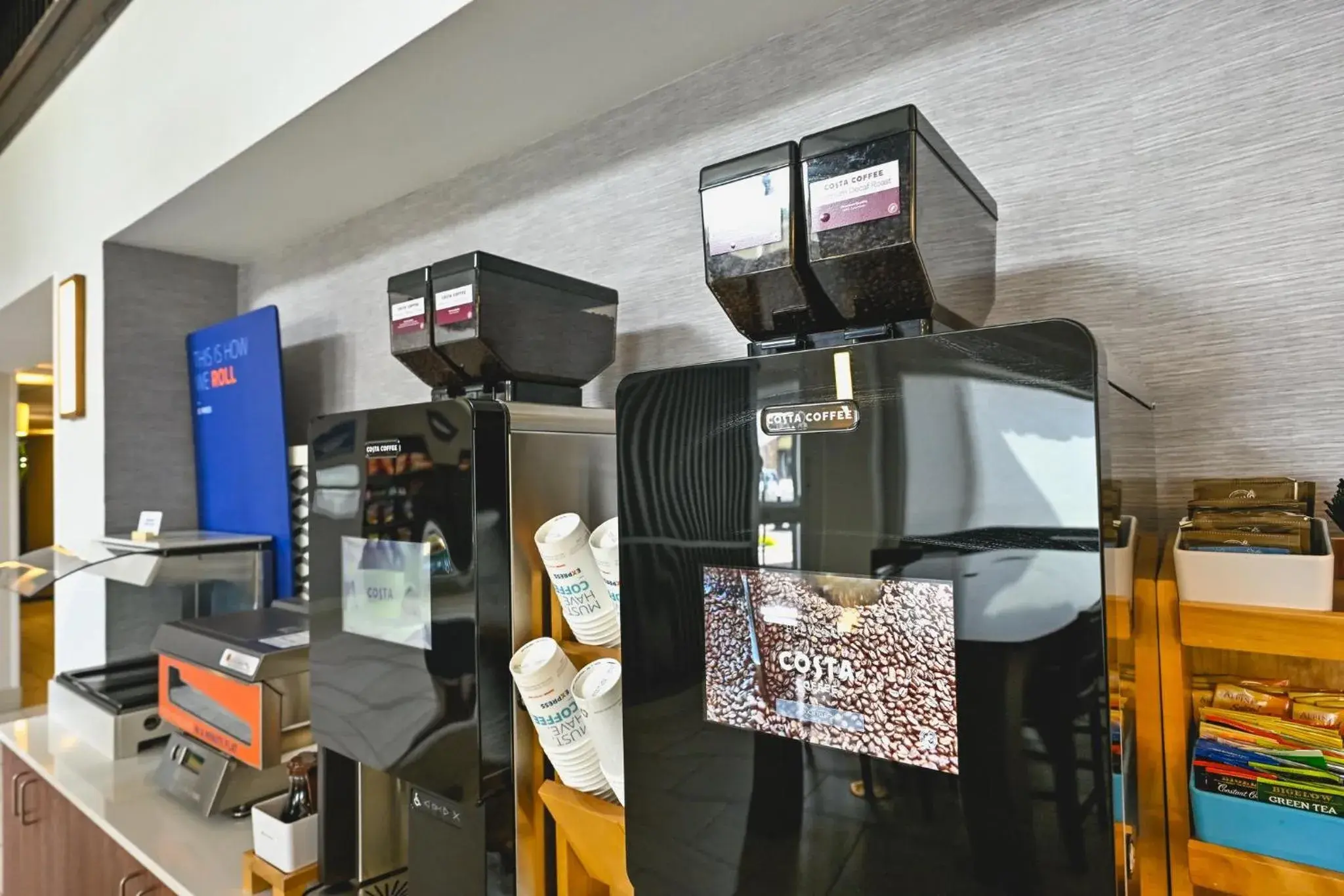 Breakfast in Holiday Inn Express Houghton-Keweenaw by IHG Breakfast in Holiday Inn Express Houghton-Keweenaw by IHG