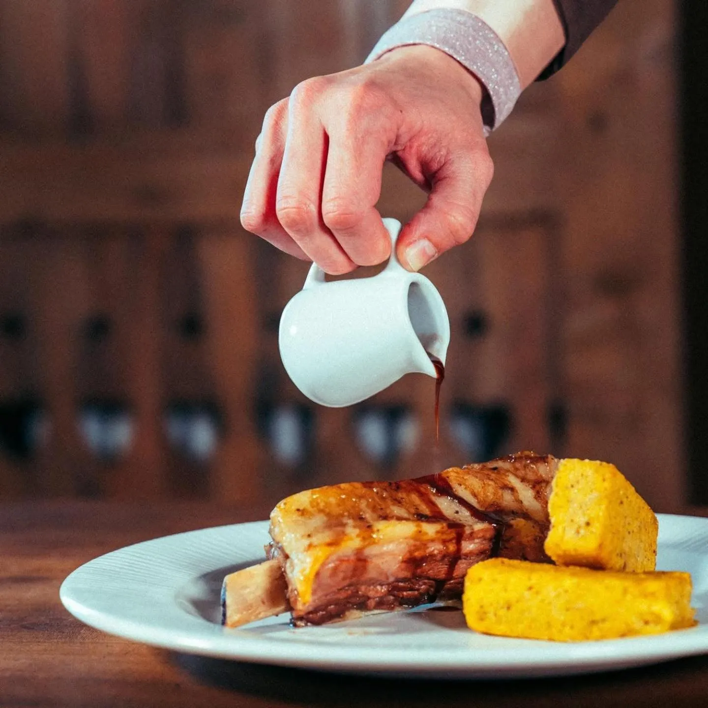 Restaurant/places to eat in Hotel & Restaurant Le Charaban