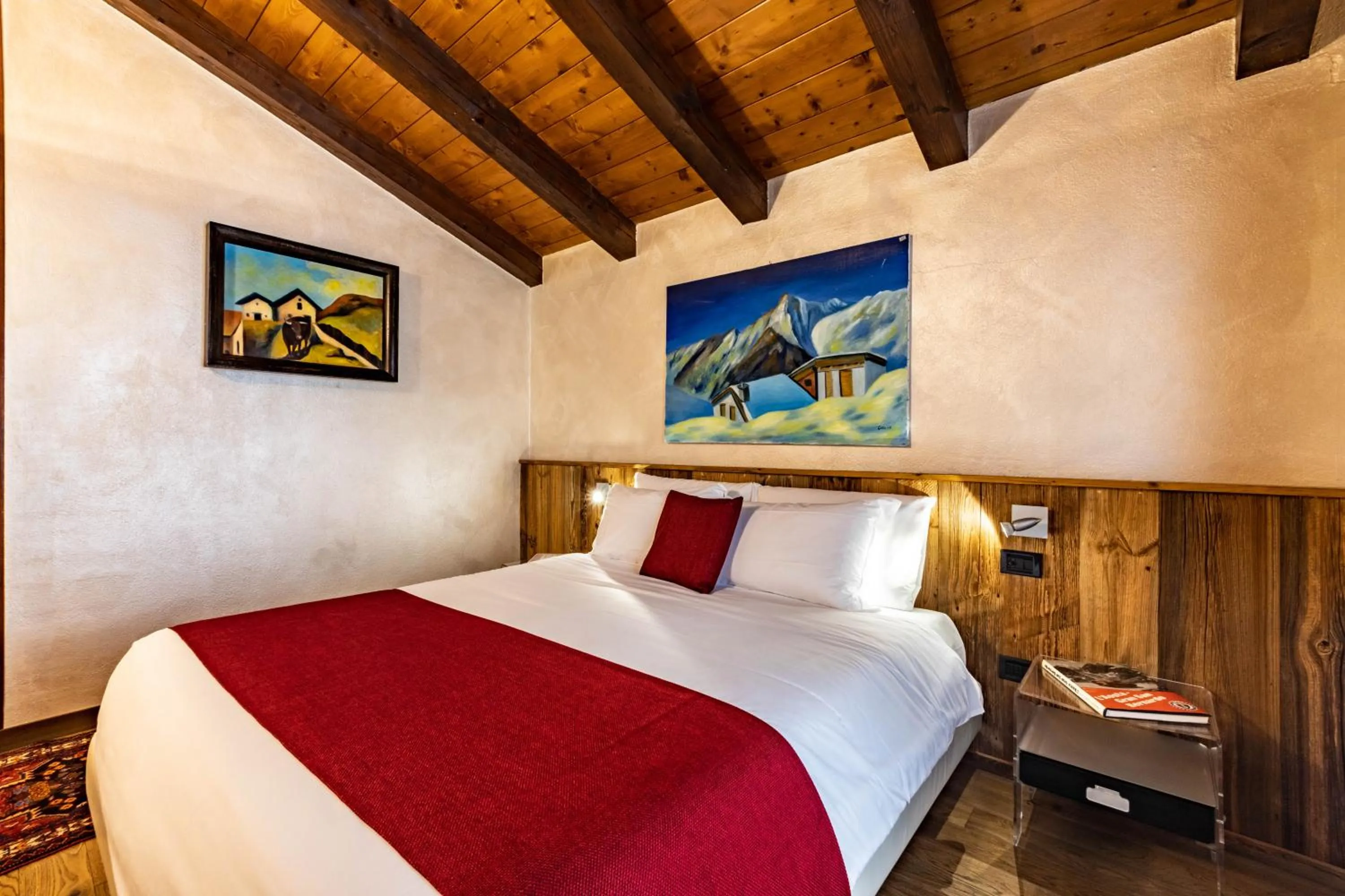 Bedroom, Bed in Hotel & Restaurant Le Charaban