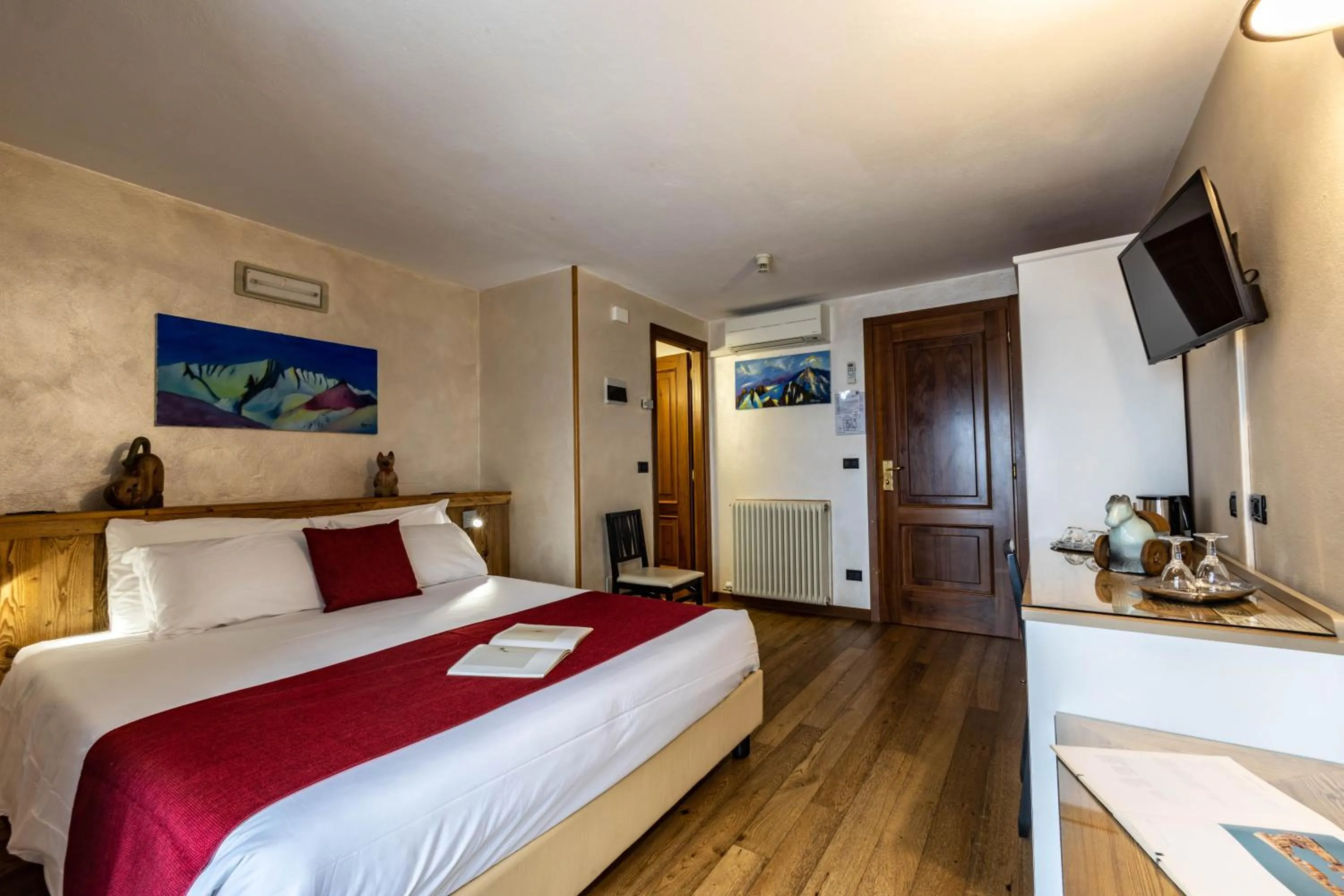 Bed in Hotel & Restaurant Le Charaban