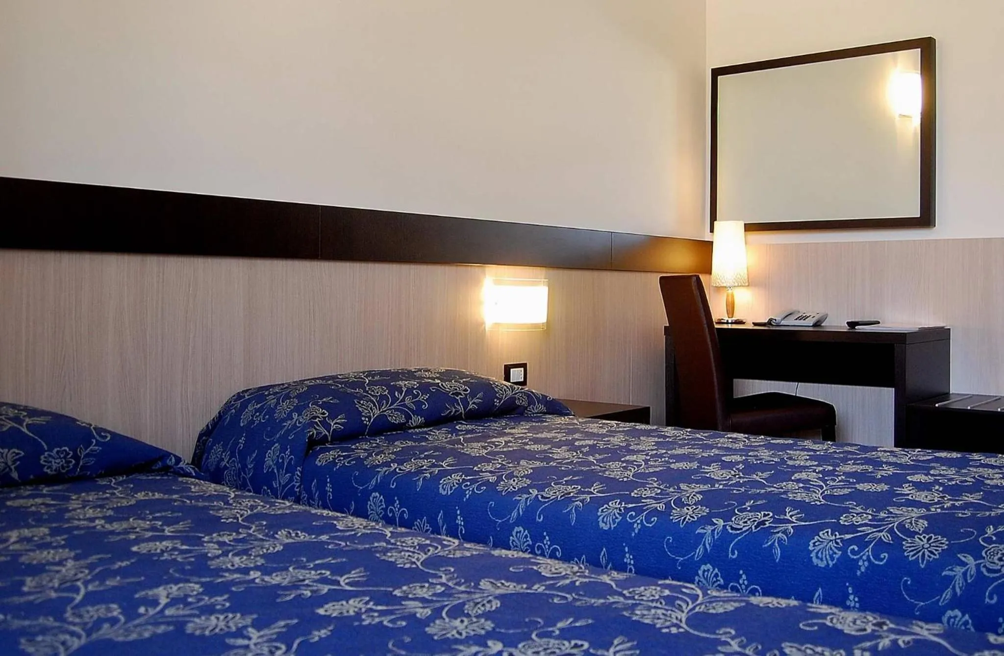 Bedroom, Bed in Albergo Visconti