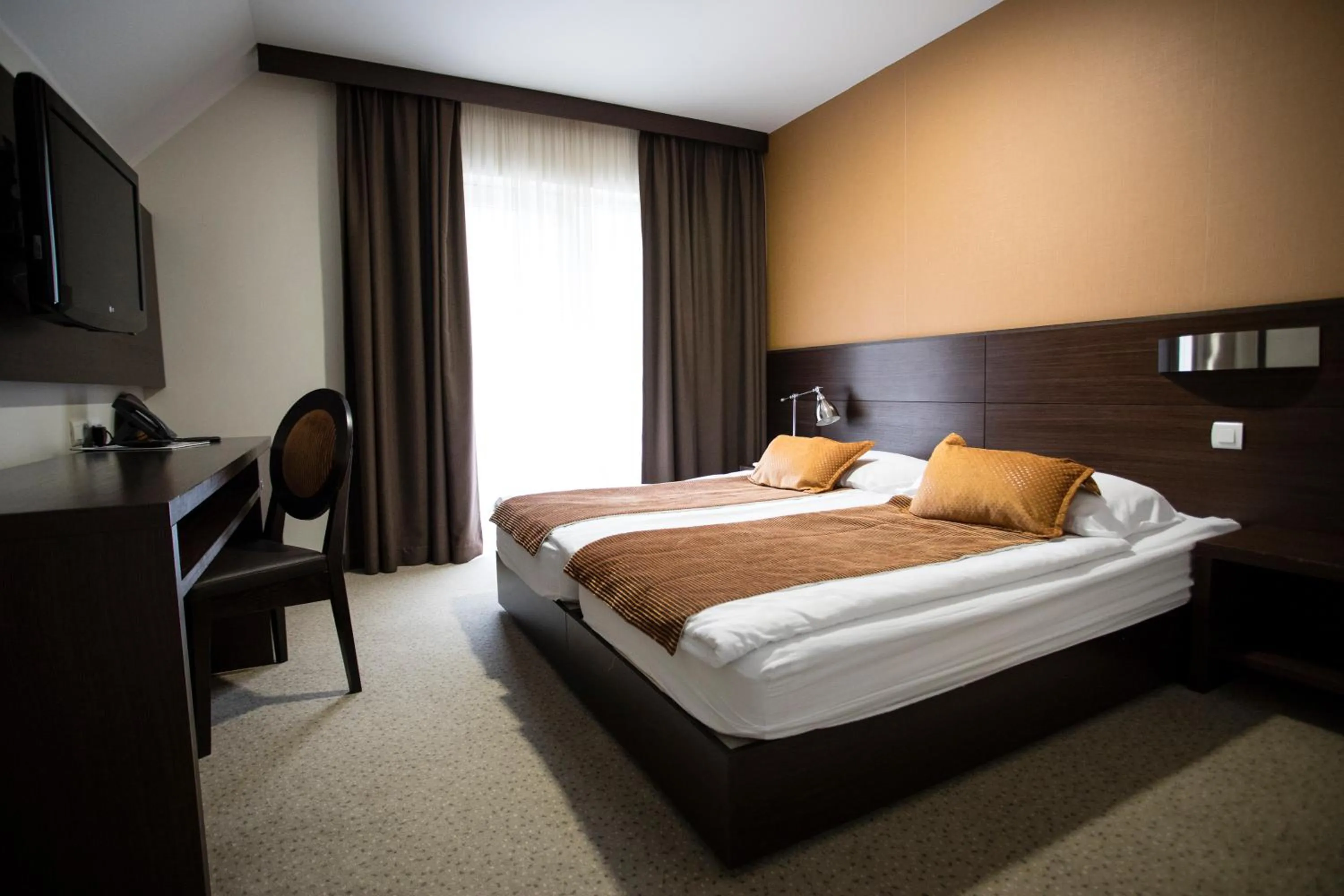 Bedroom, Bed in Hotel Mangart