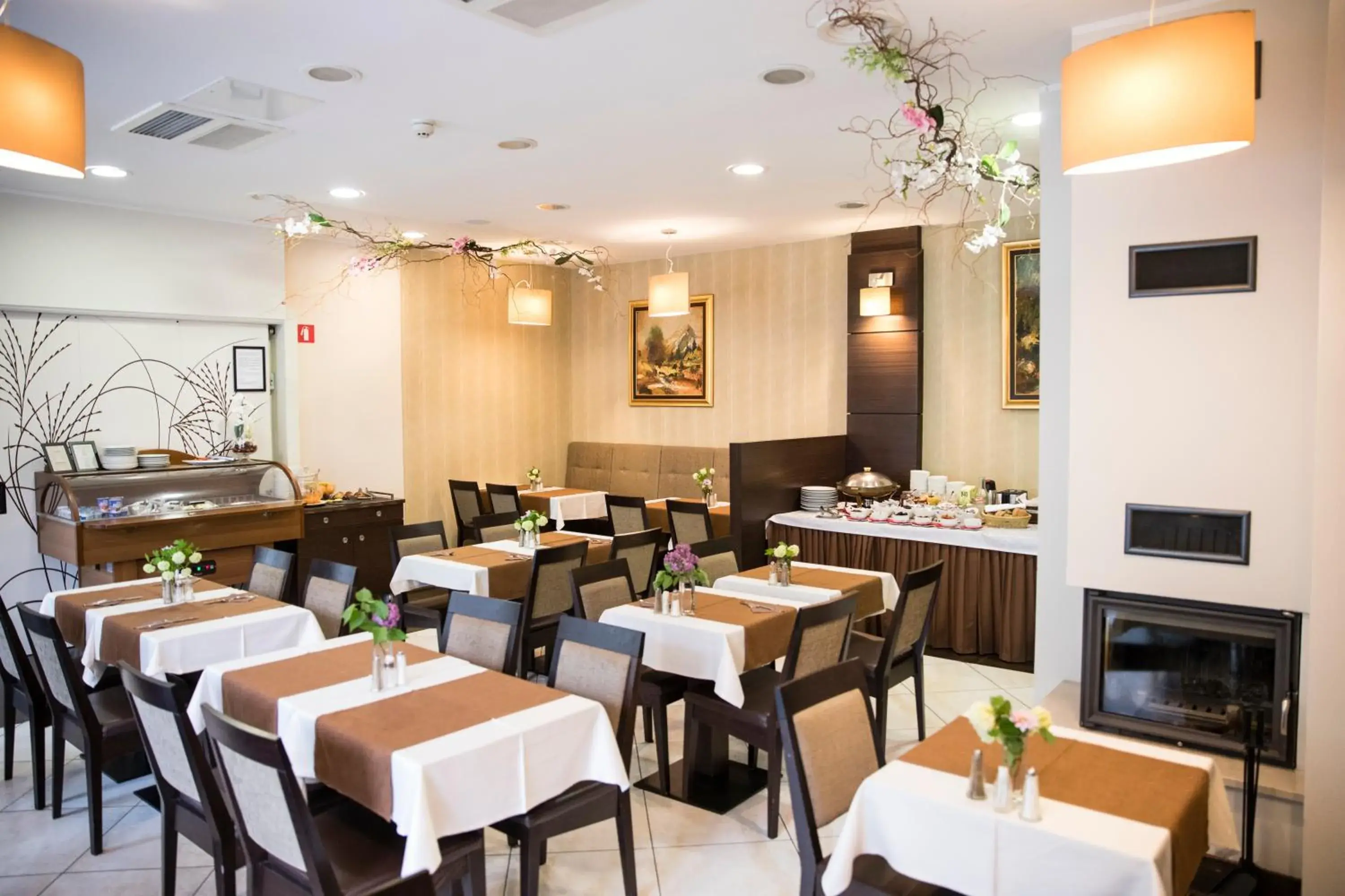 Restaurant/places to eat in Hotel Mangart Restaurant/places to eat in Hotel Mangart