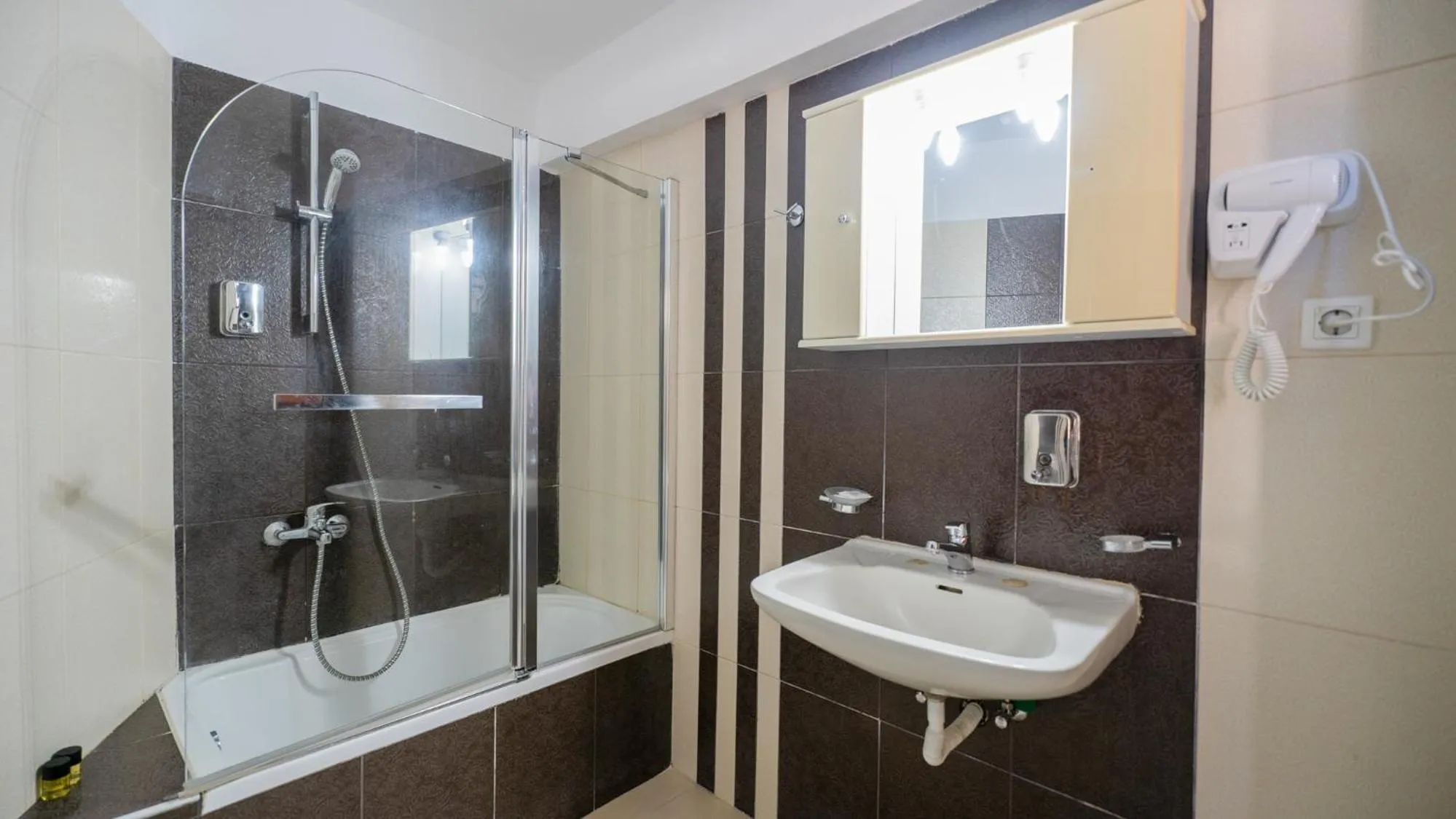 Bathroom in Toti Boutique Rooms