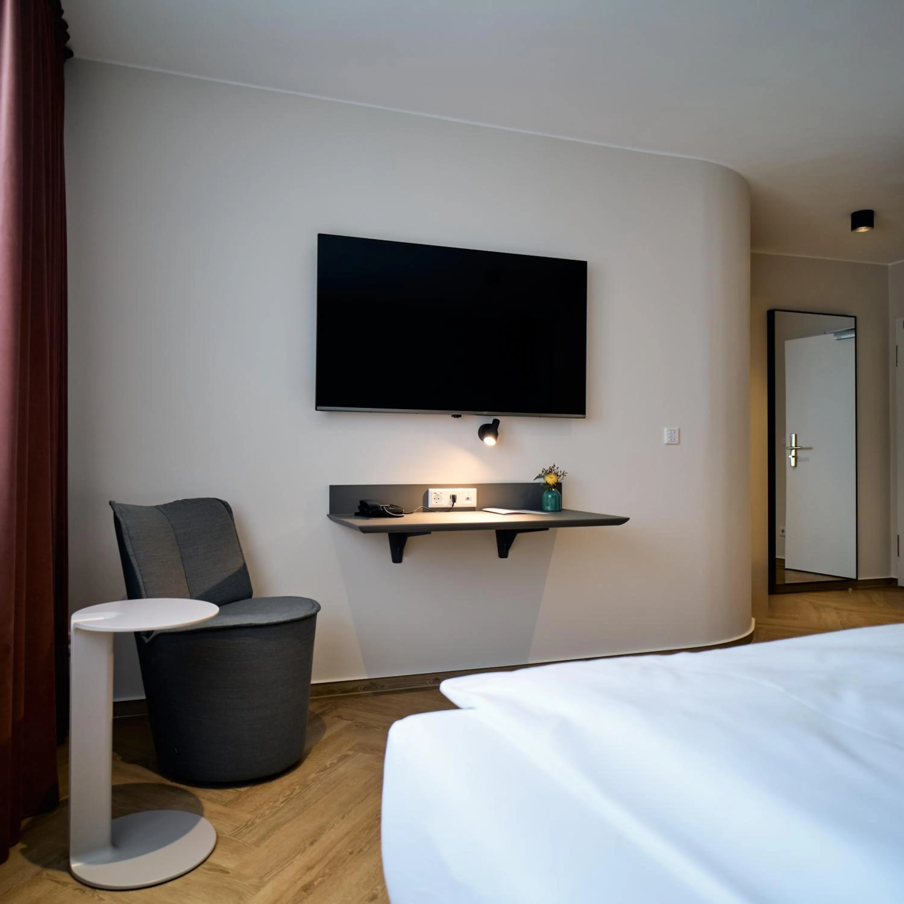 TV and multimedia, Bed in Hotel Engbert