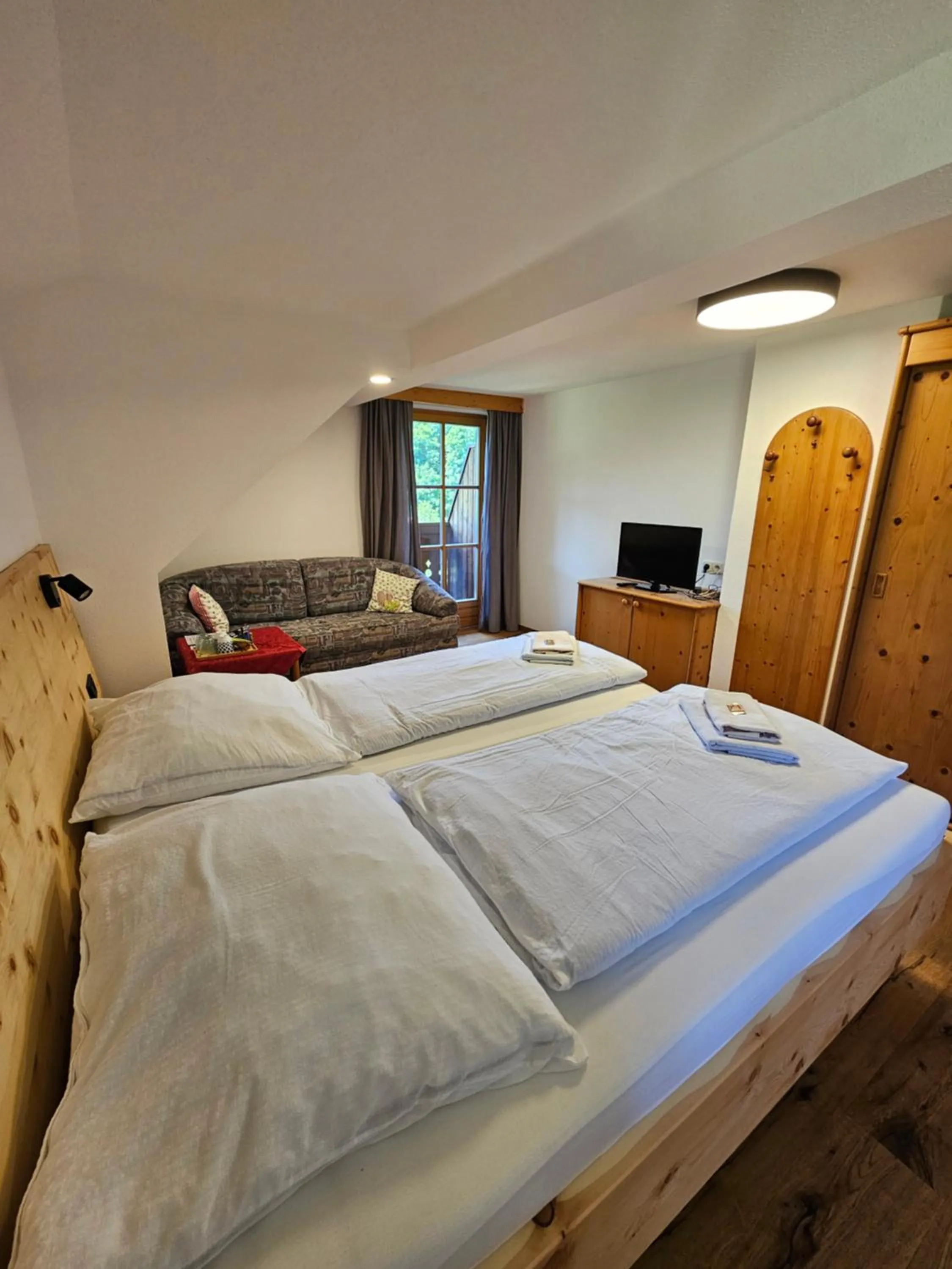 Bed in Landhotel Lacknerhof