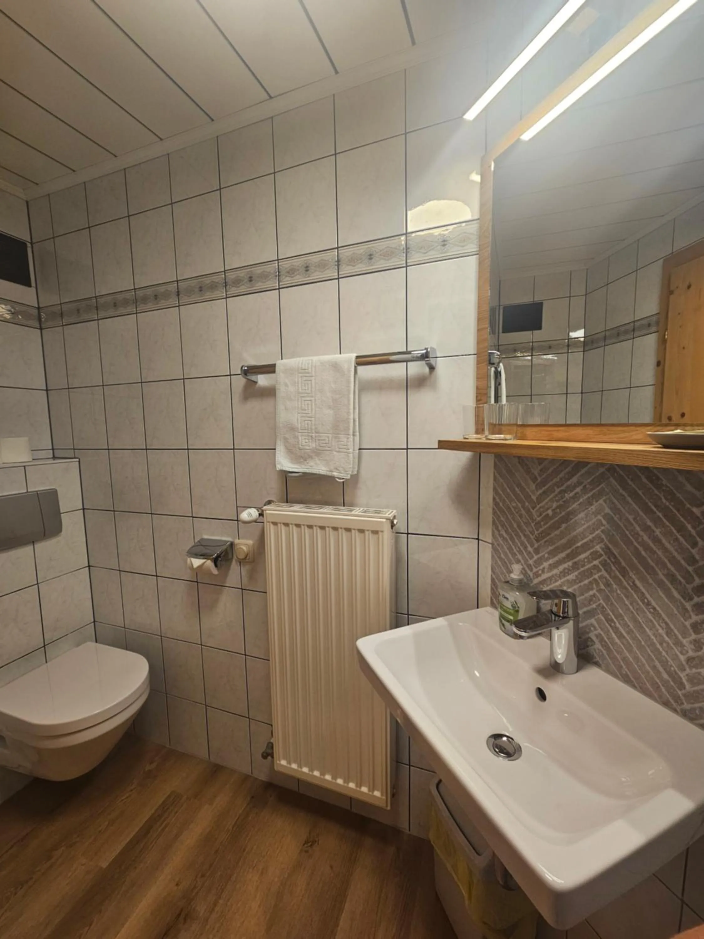 Bathroom in Landhotel Lacknerhof