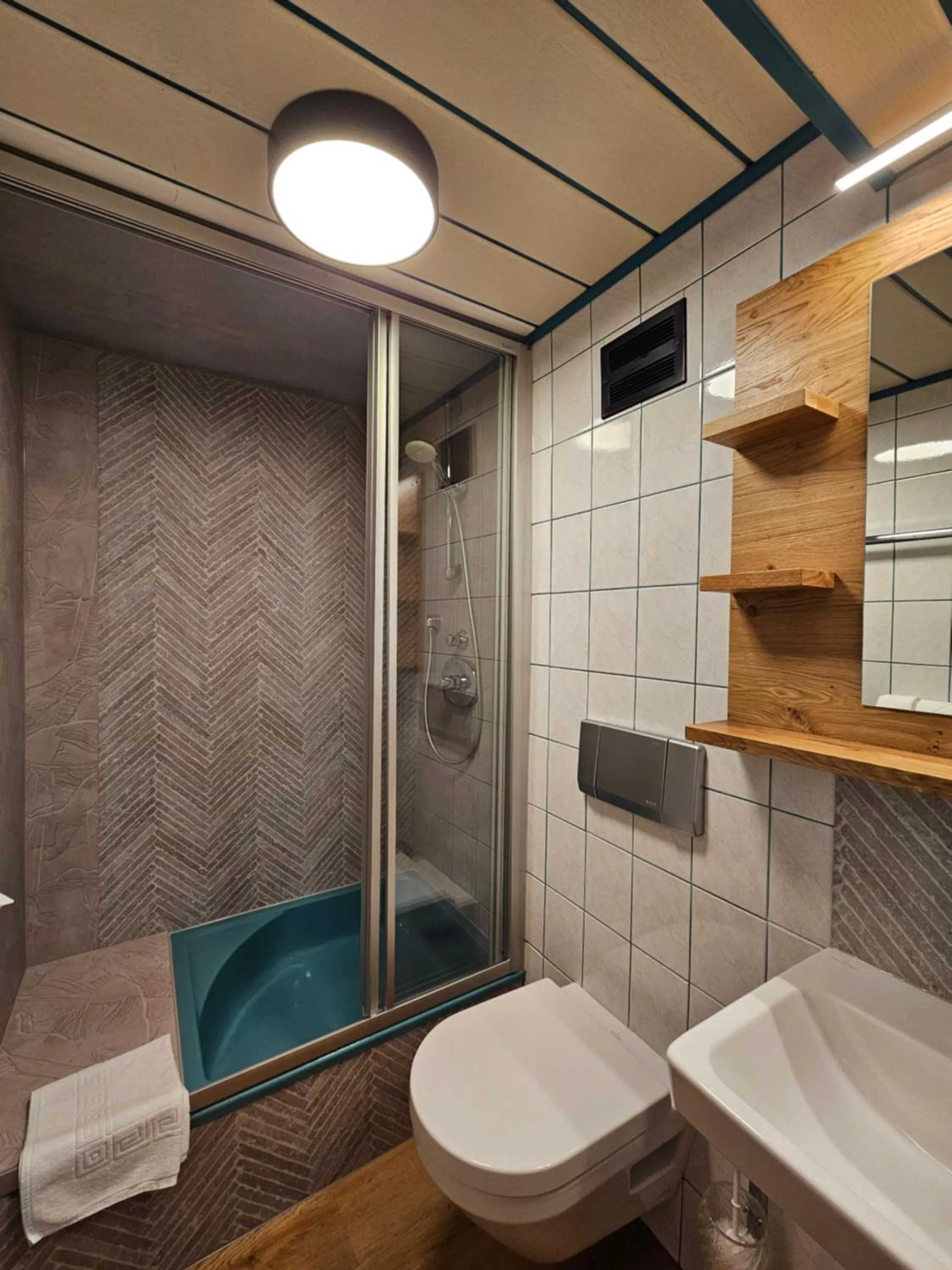 Bathroom in Landhotel Lacknerhof