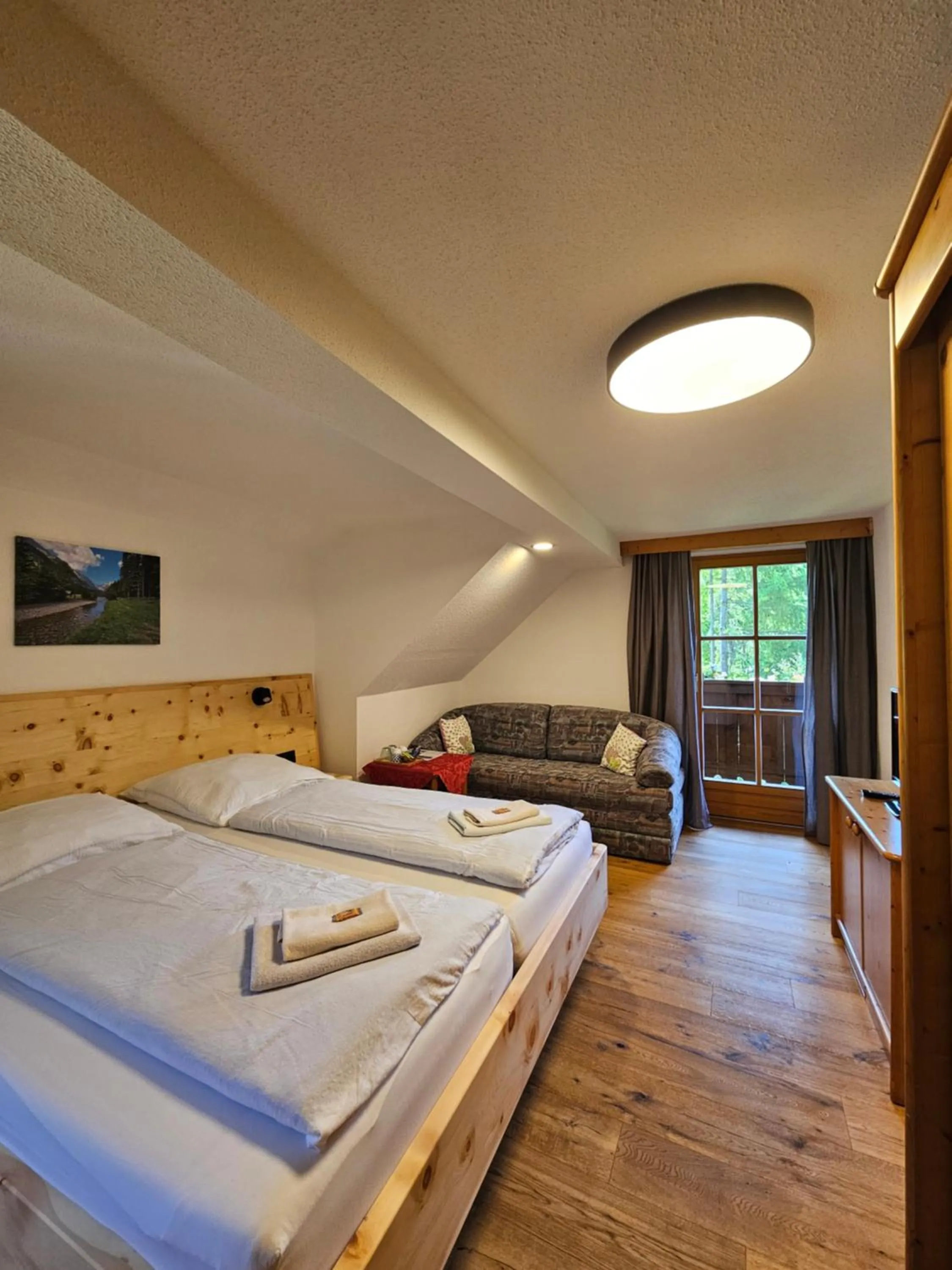 Bed in Landhotel Lacknerhof