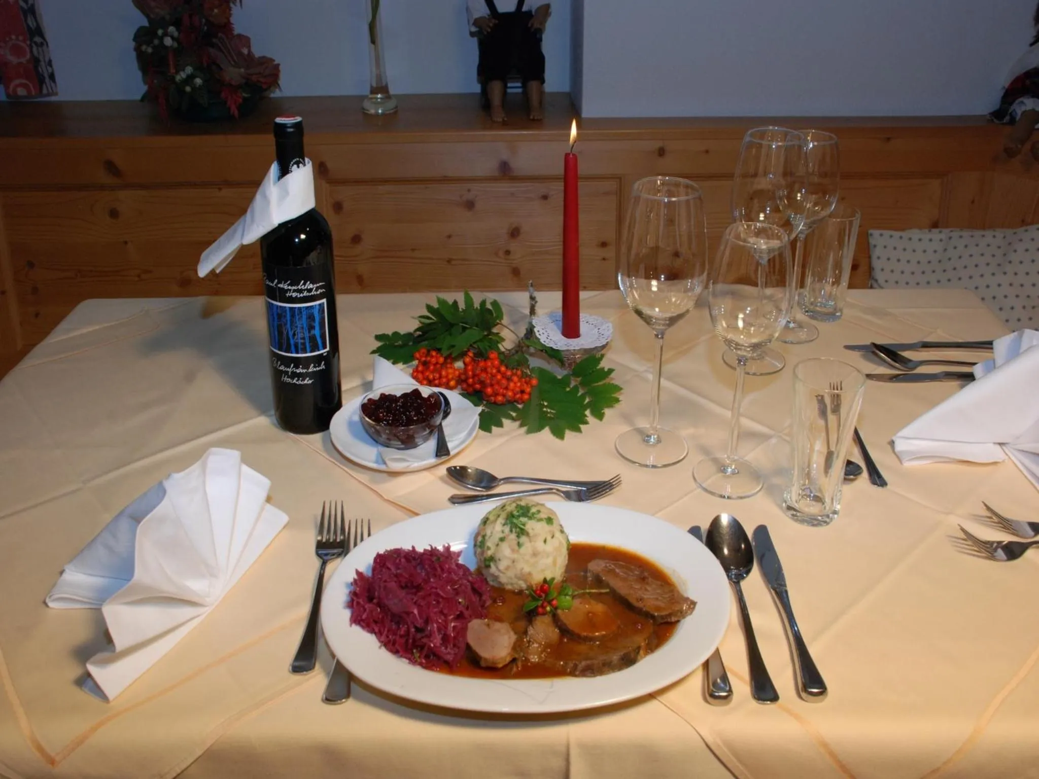 Restaurant/places to eat in Landhotel Lacknerhof