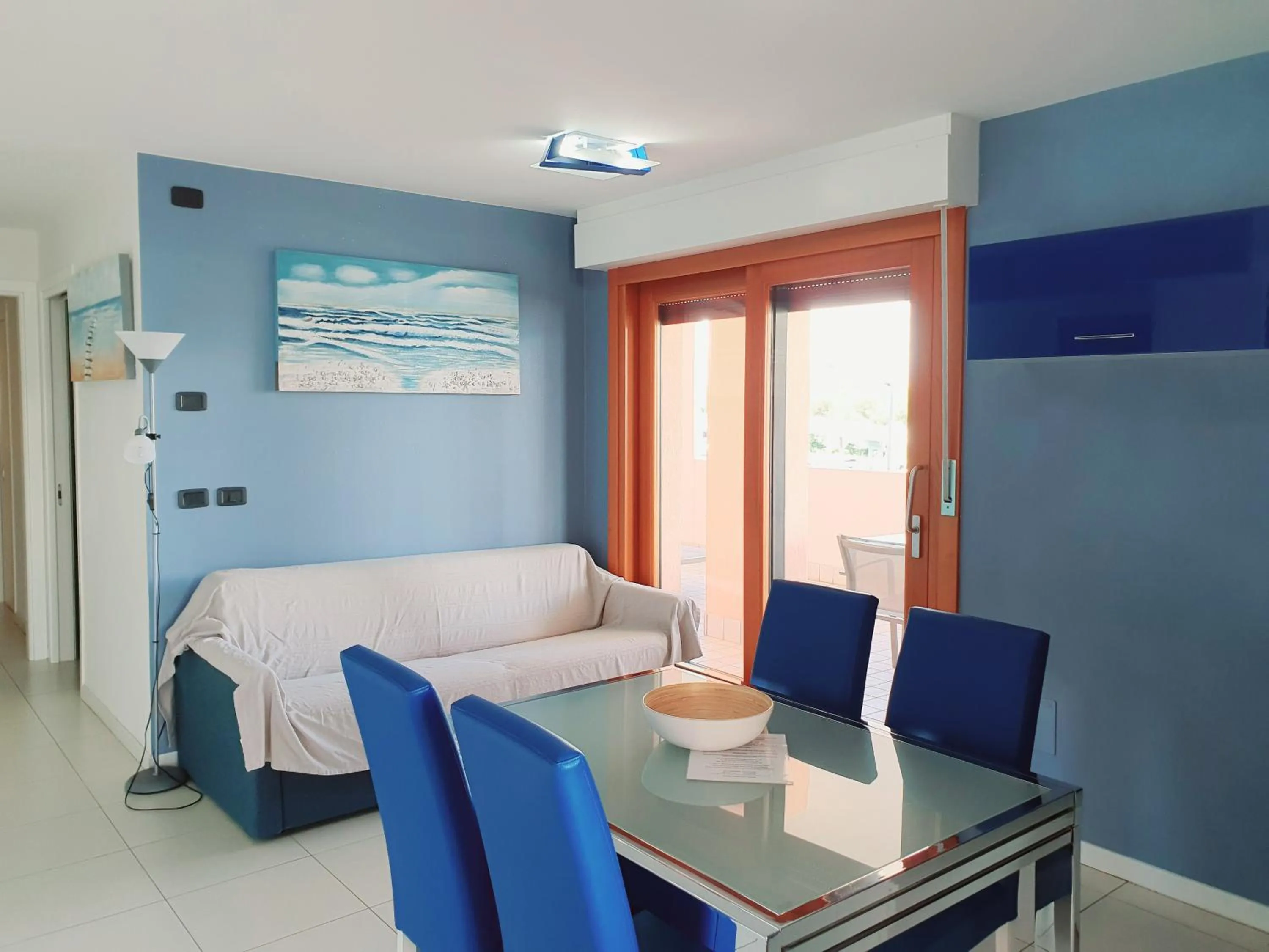 Living room, Bed in Aparthotel Capitol