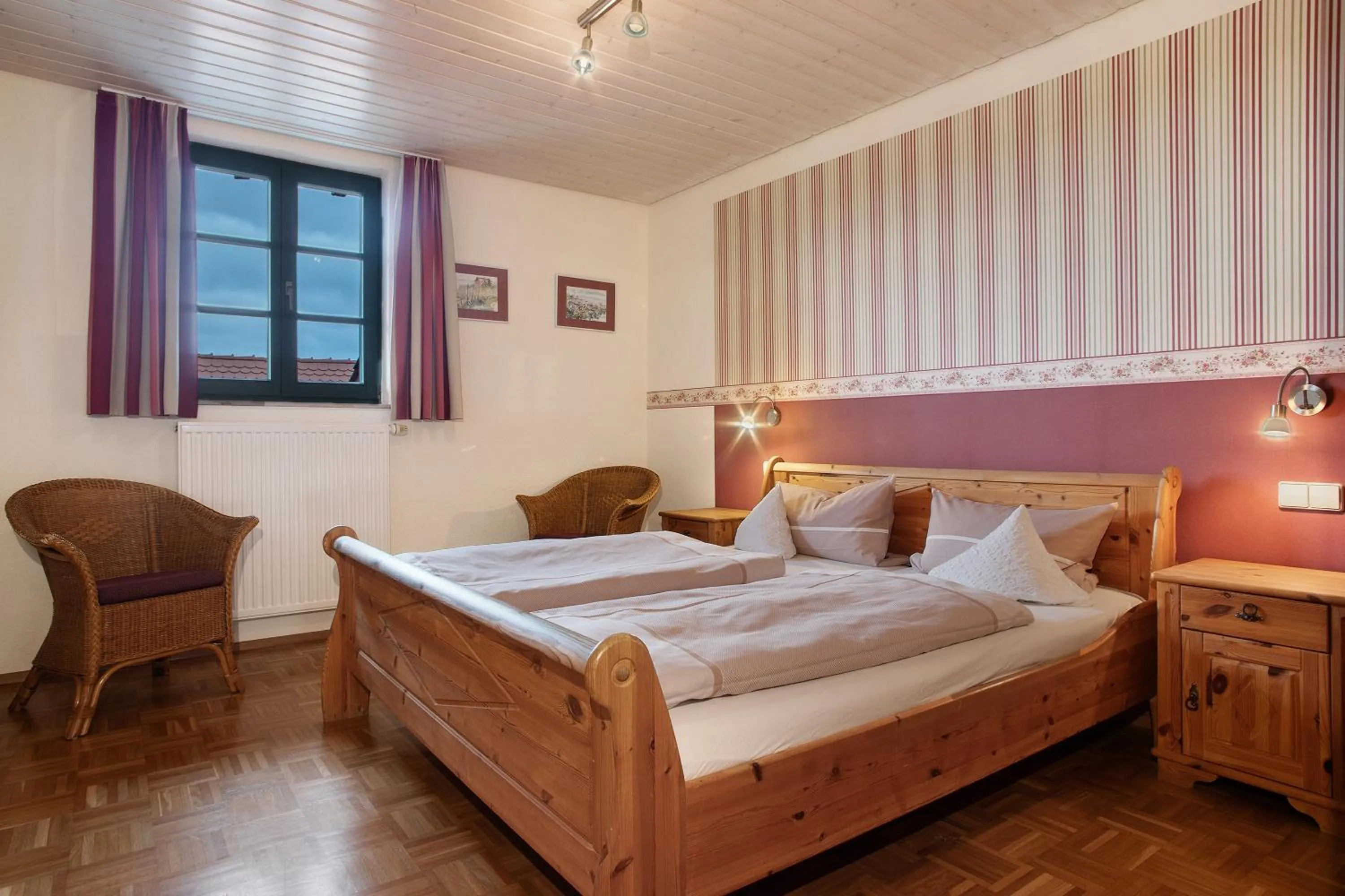 Property building, Bed in Obst- Ferienhof Ragg