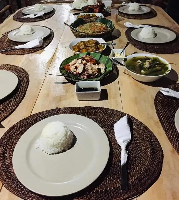 Food and drinks in White Beach Front and Cottages Food and drinks in White Beach Front and Cottages