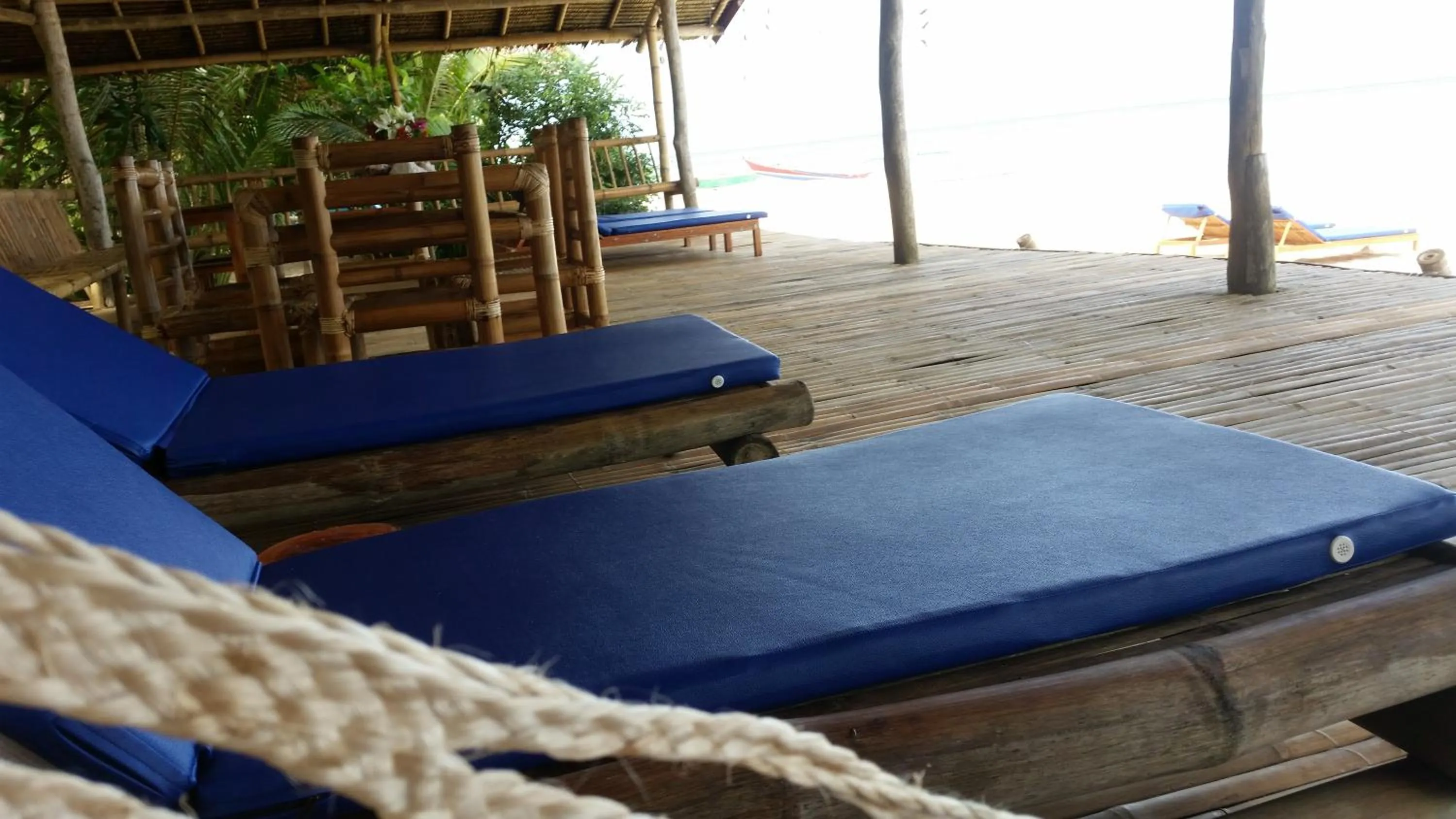 Seating area in White Beach Front and Cottages