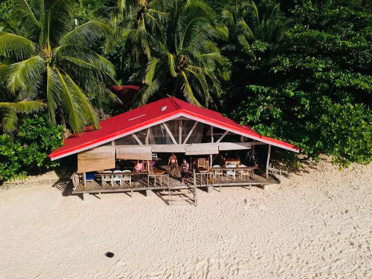 Restaurant/places to eat in White Beach Front and Cottages Restaurant/places to eat in White Beach Front and Cottages