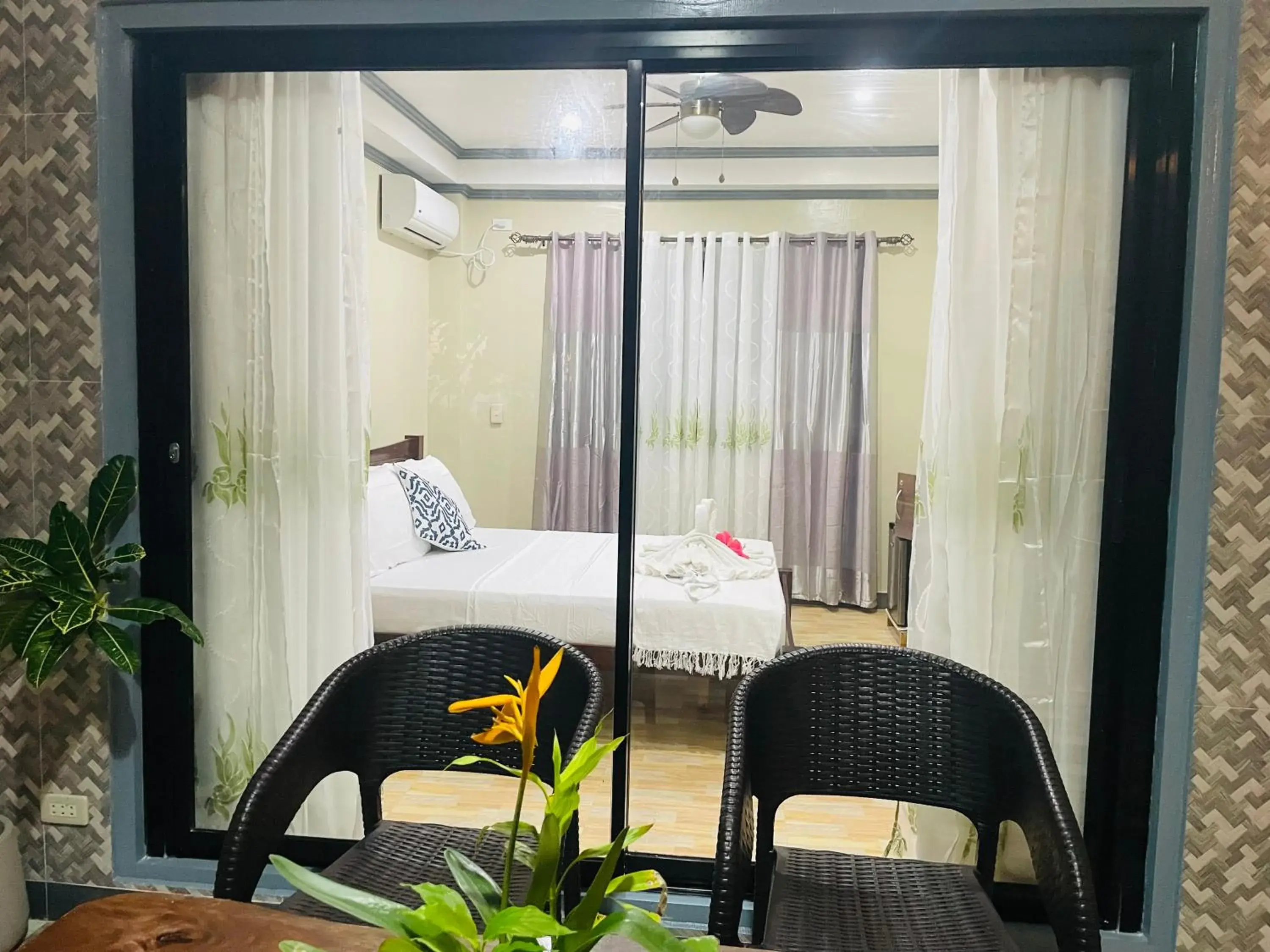 Bedroom, Bed in White Beach Front and Cottages Bedroom, Bed in White Beach Front and Cottages