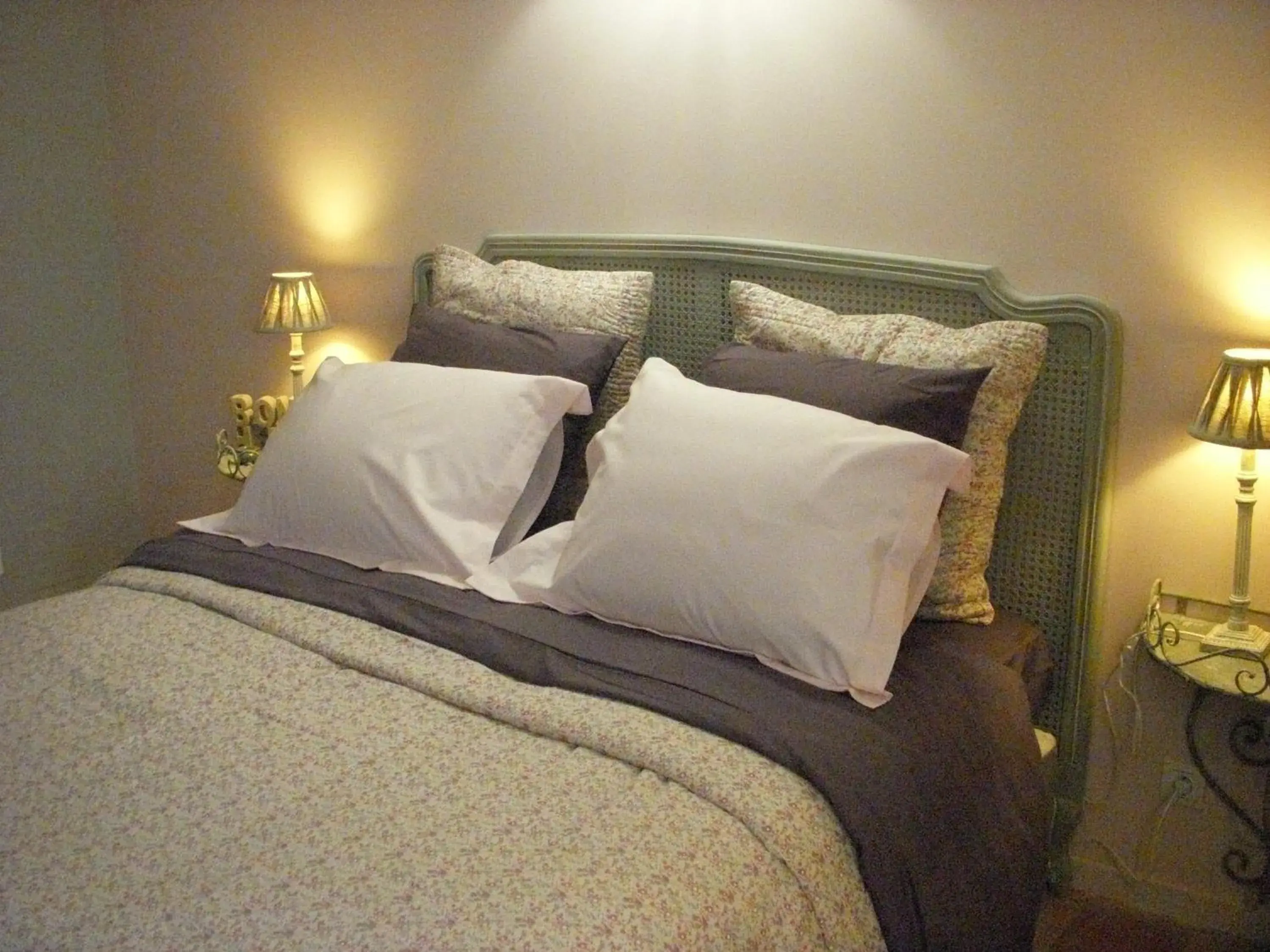 Double Room with Garden View in La Bastide du Bouchou Double Room with Garden View in La Bastide du Bouchou