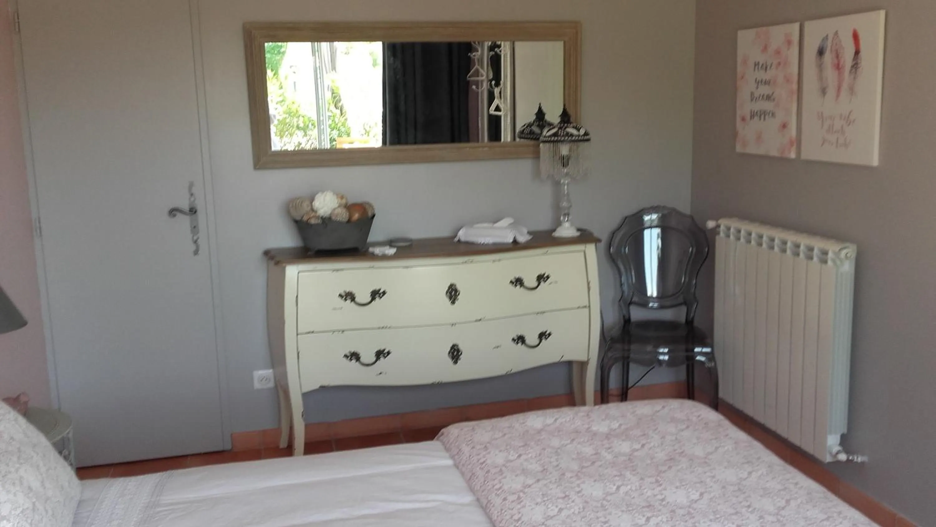 Bed in La Bastide du Bouchou