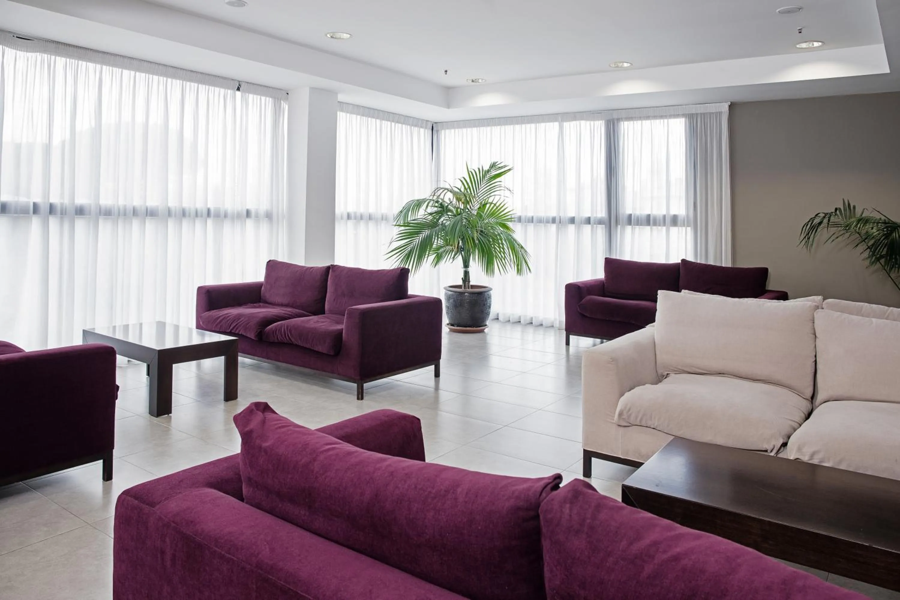 Communal lounge/ TV room in Hotel Balneario Alhama de Aragón