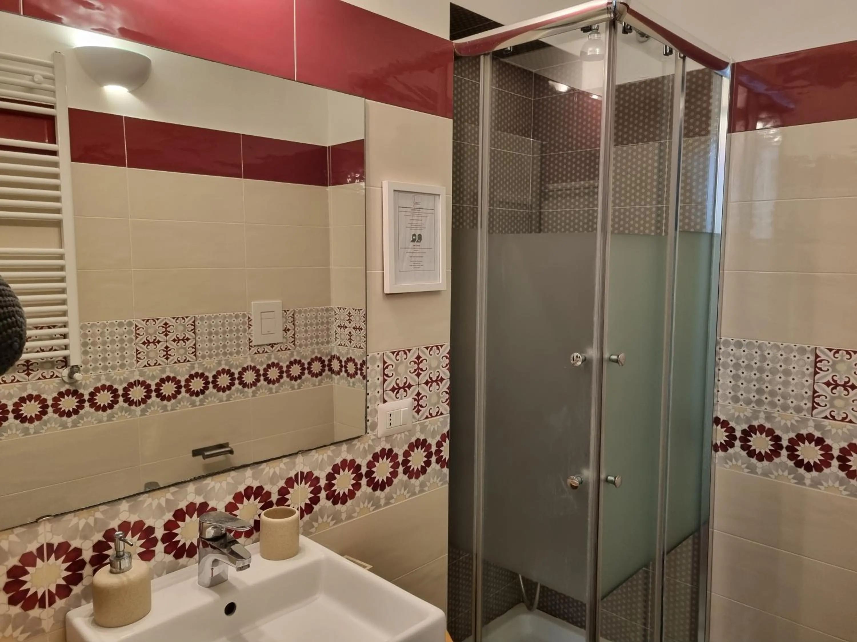 Shower in B&B Il Conservatorio