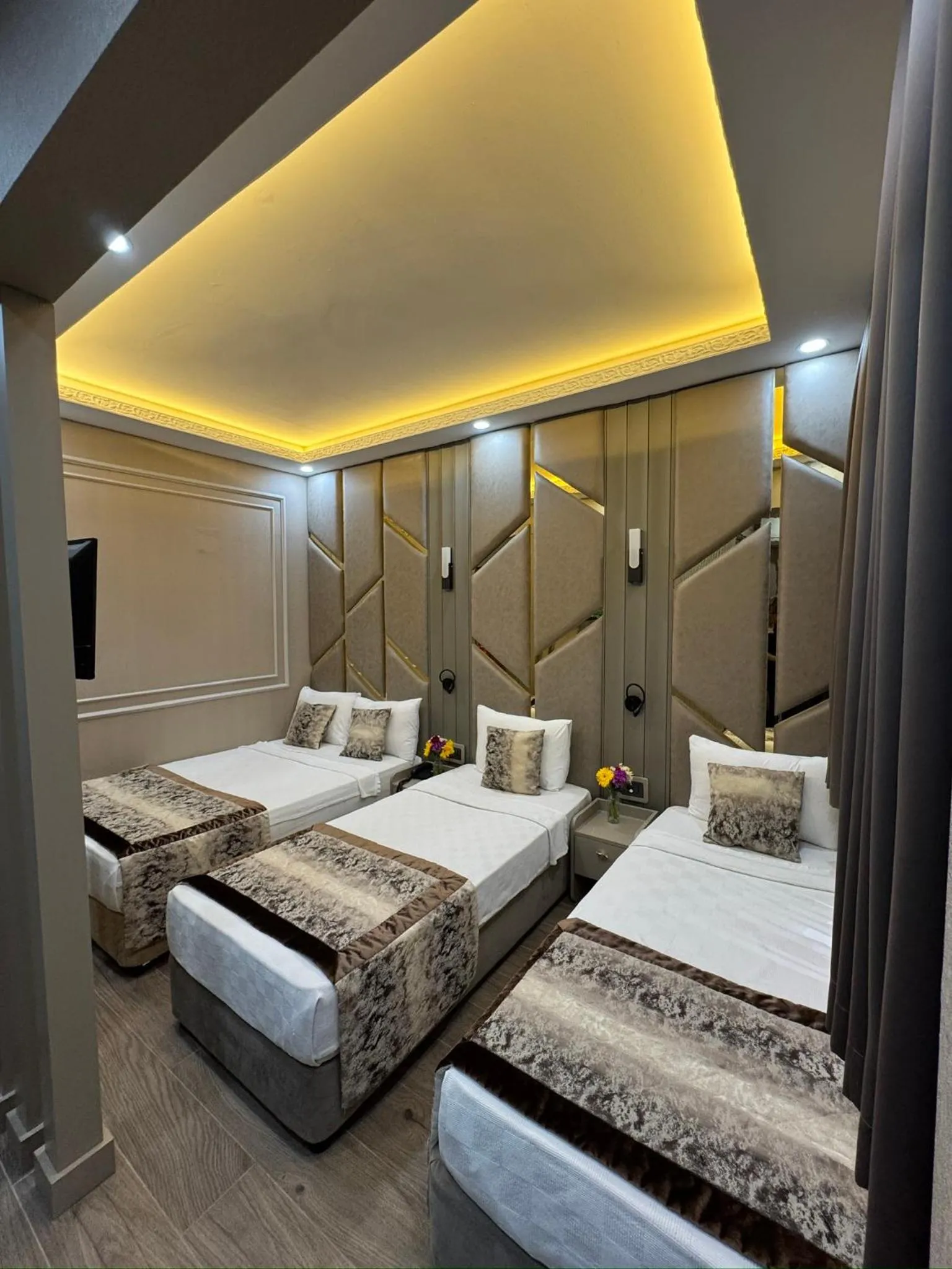 Bed in Best Nobel Hotel