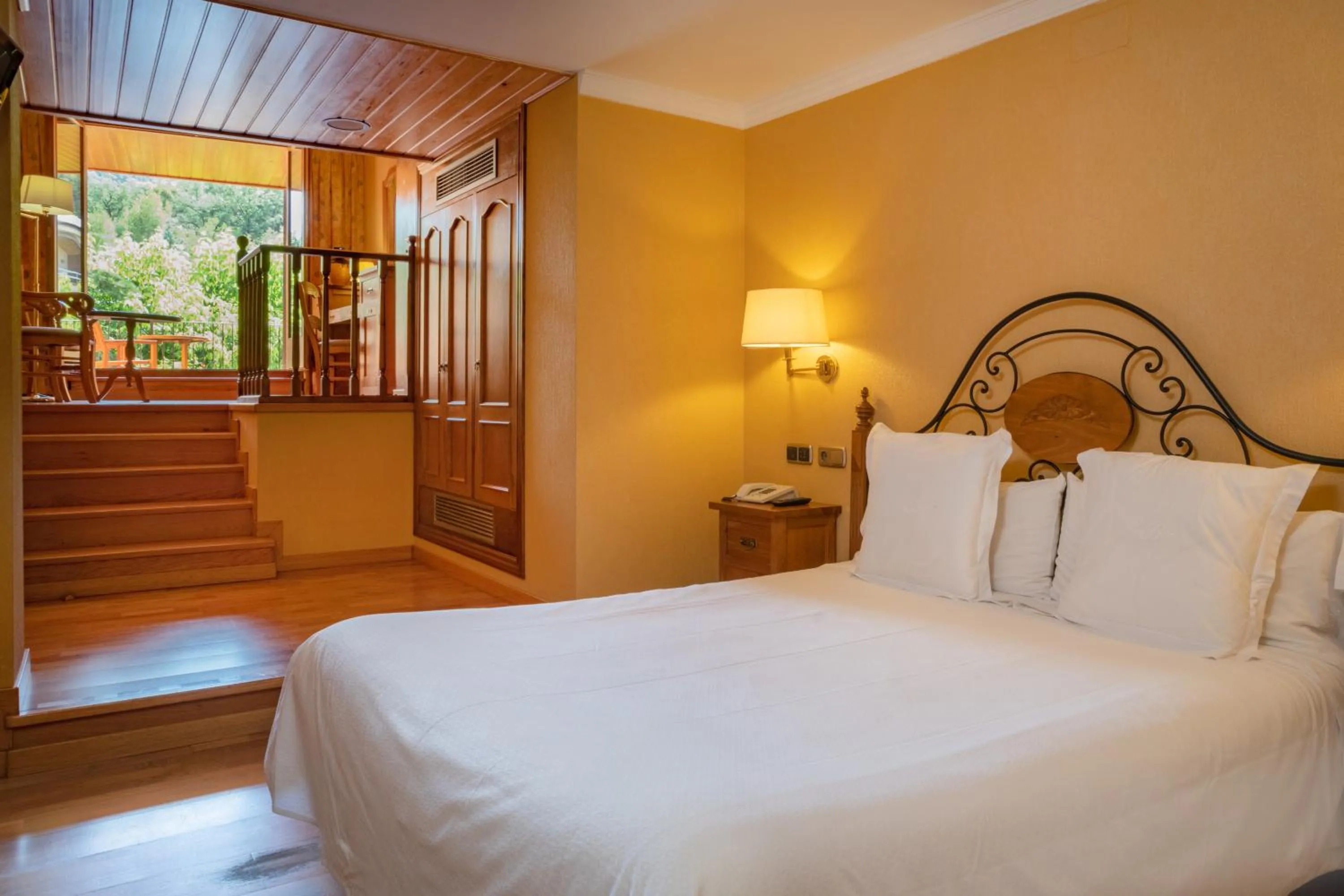 Photo of the whole room, Bed in Hotel Can Boix de Peramola