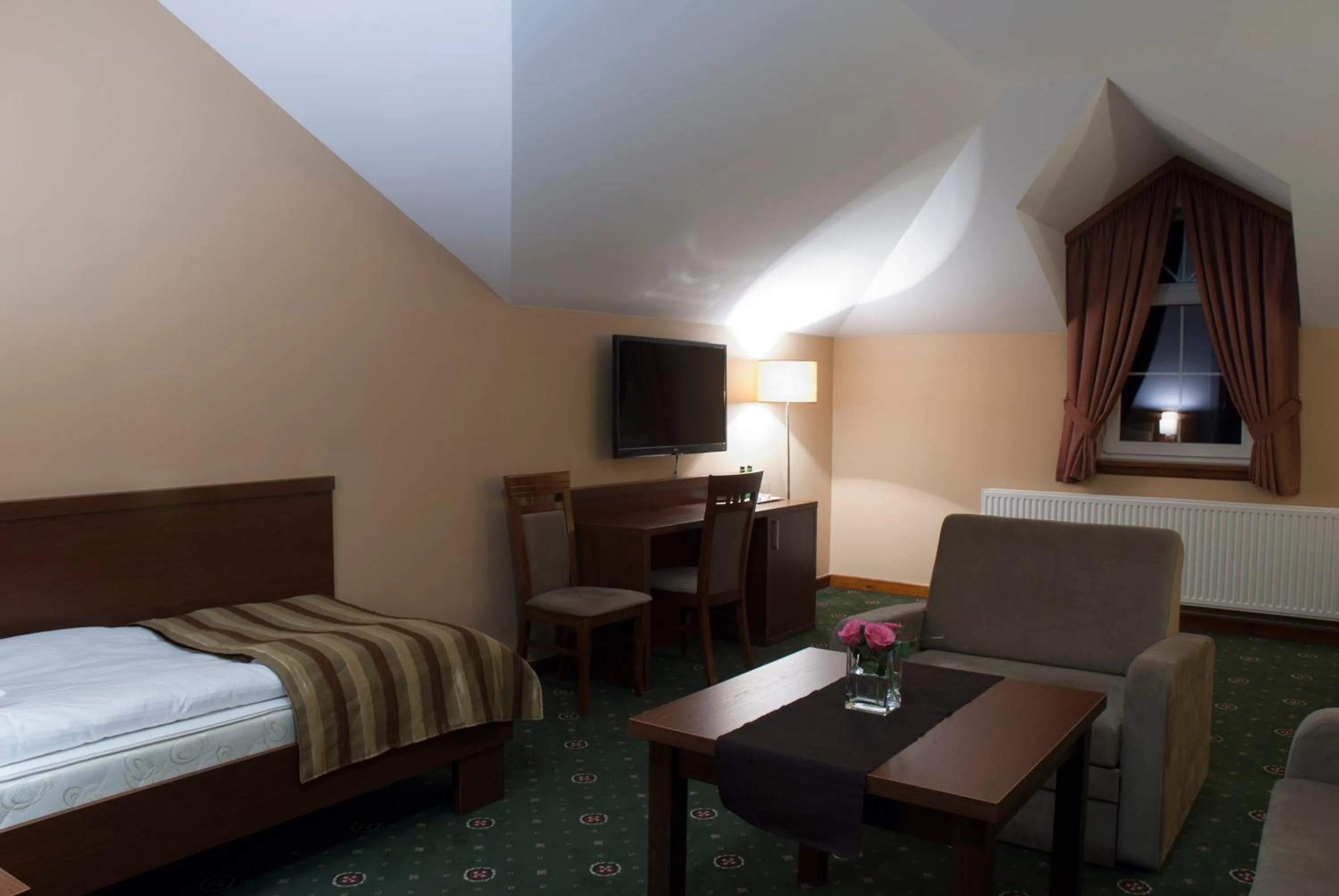 Photo of the whole room, Bed in Hotel Dwór Galicja