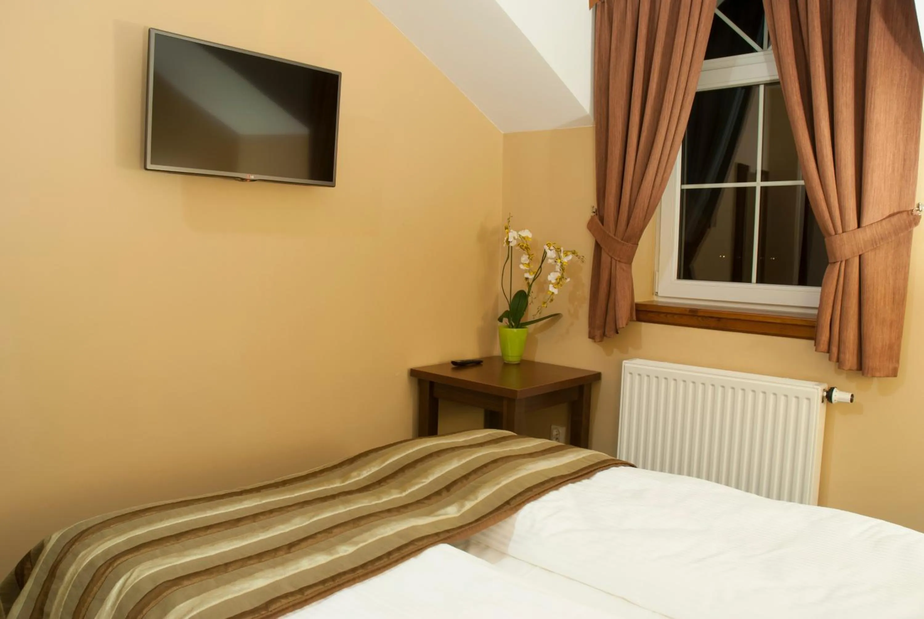 Photo of the whole room, Bed in Hotel Dwór Galicja