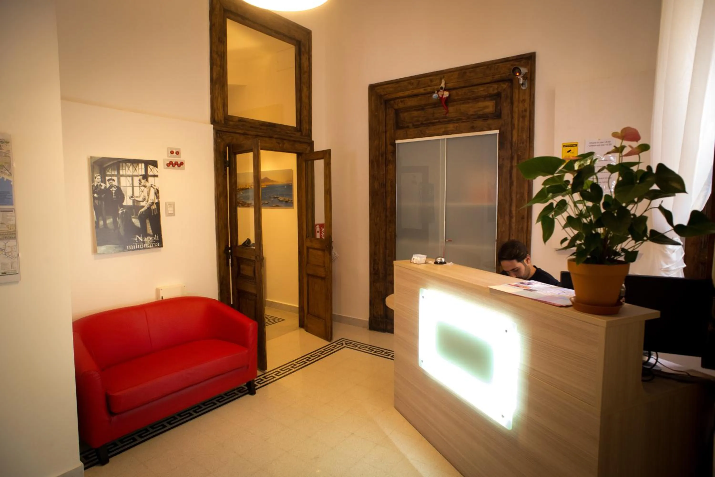 Lobby or reception in B&B Napolimilionaria Foria 242
