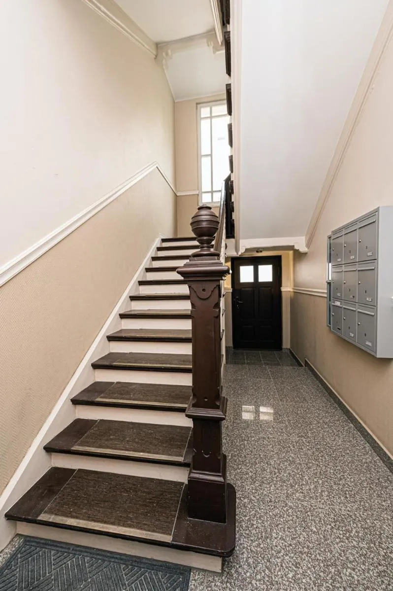 Facade/entrance in Mieszkanie przy deptaku Sopot by OneApartments