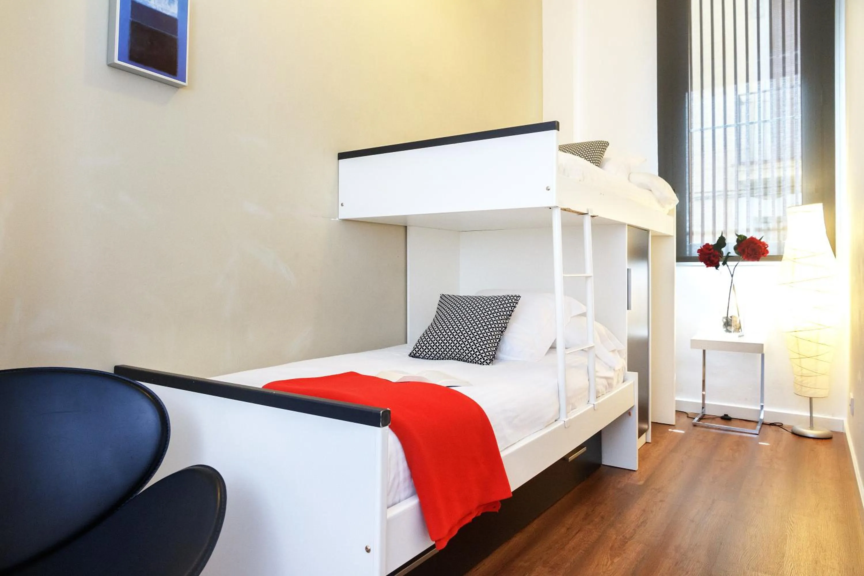 Bed in Feelathome Poblenou Beach Apartments