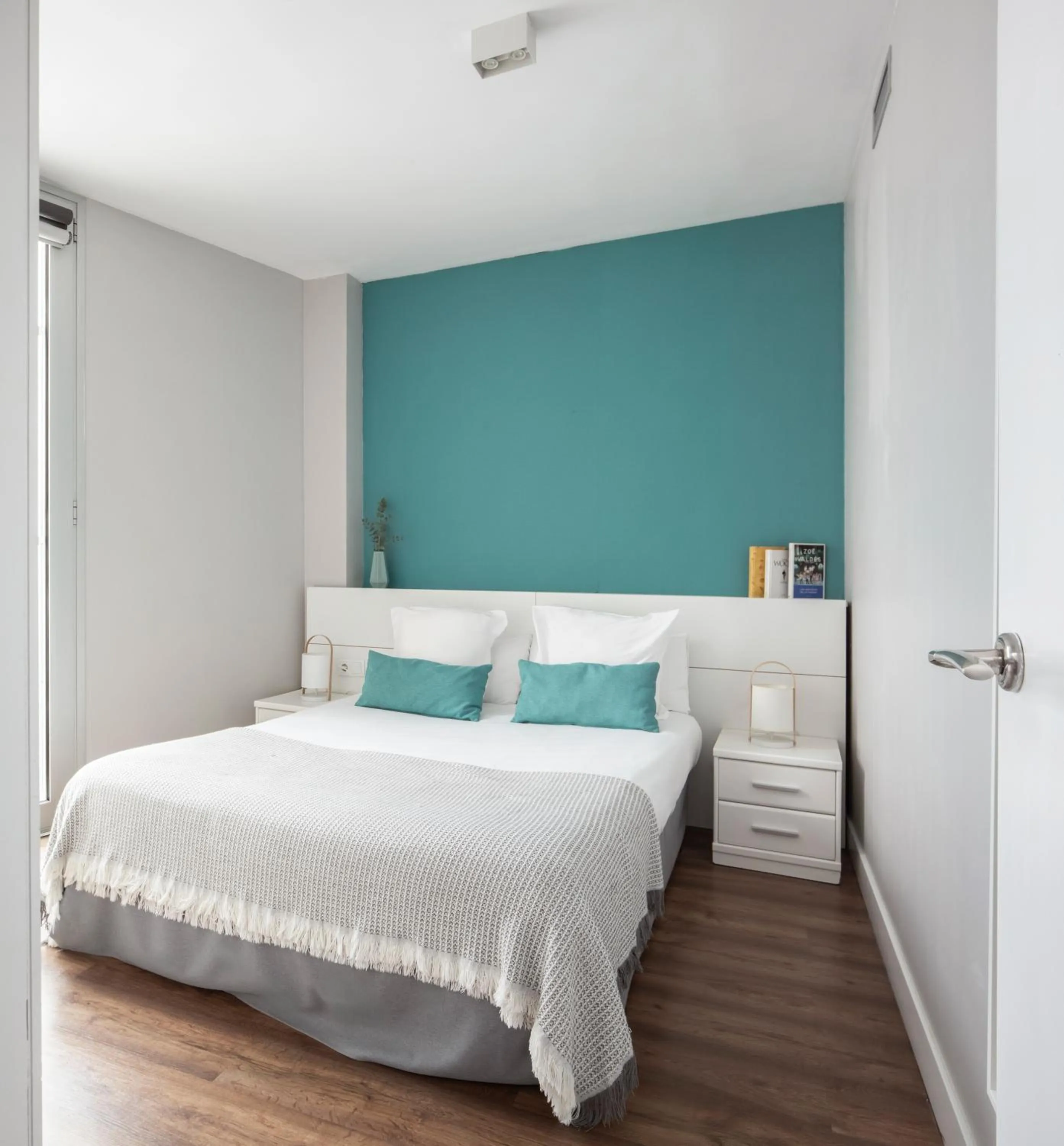 Bed in Feelathome Poblenou Beach Apartments