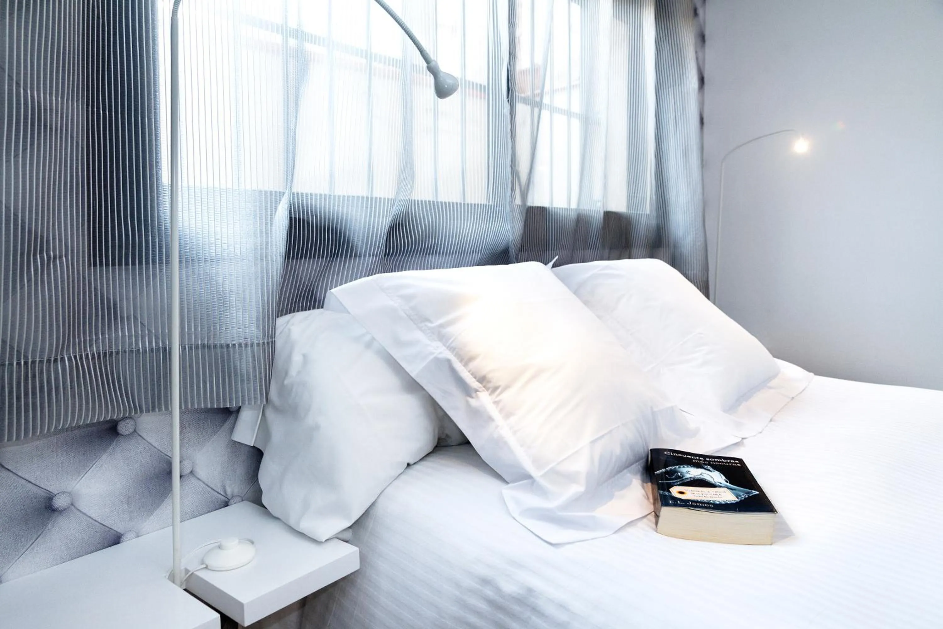 Photo of the whole room, Bed in Feelathome Poblenou Beach Apartments