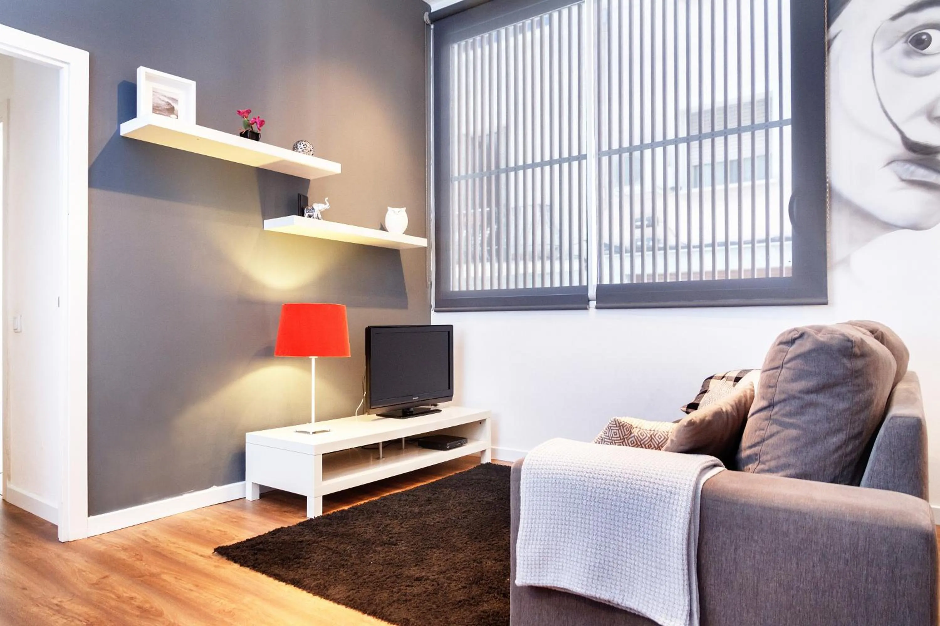 TV and multimedia in Feelathome Poblenou Beach Apartments
