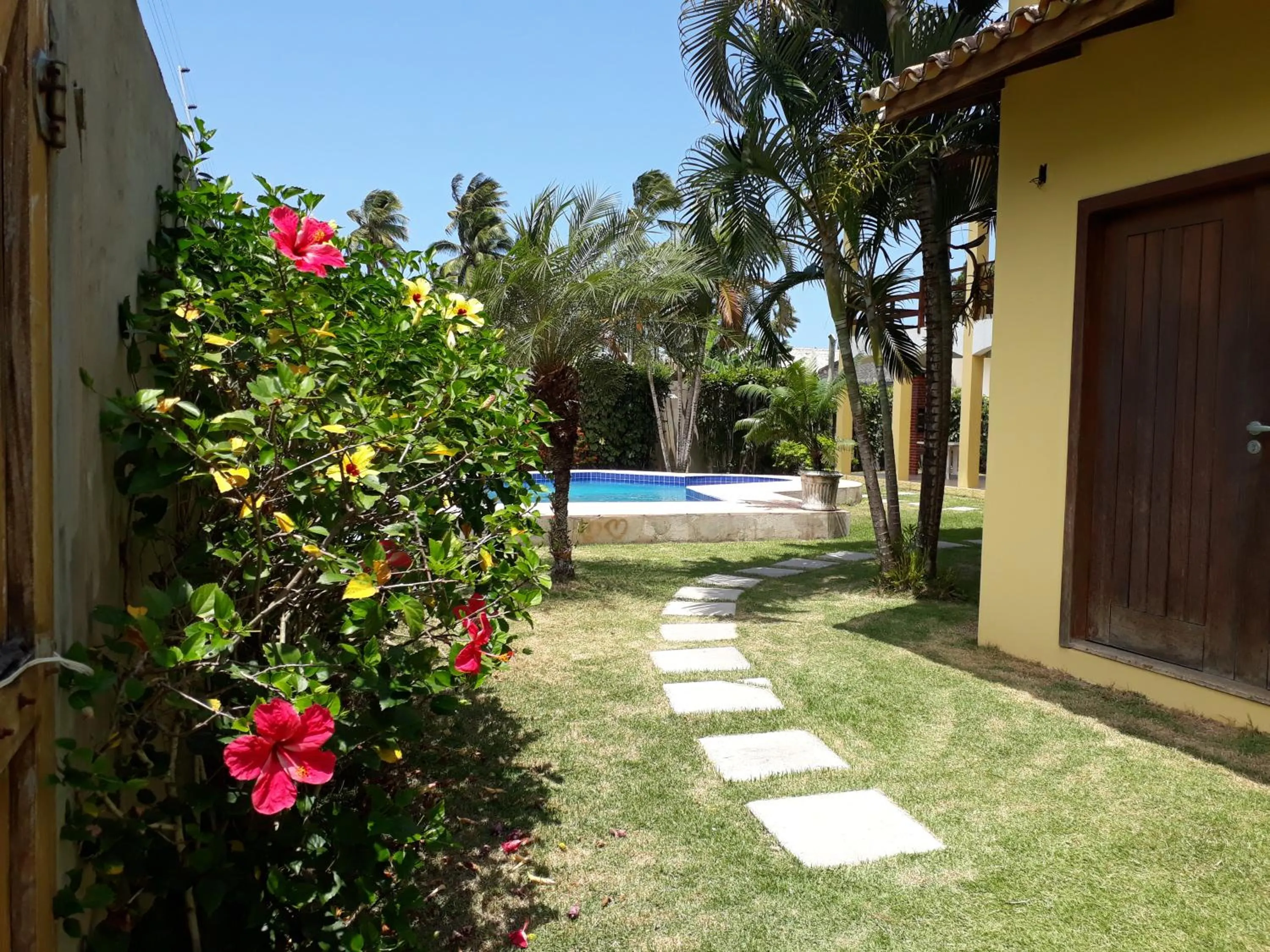 Praia de Taperapuan 7 quartos