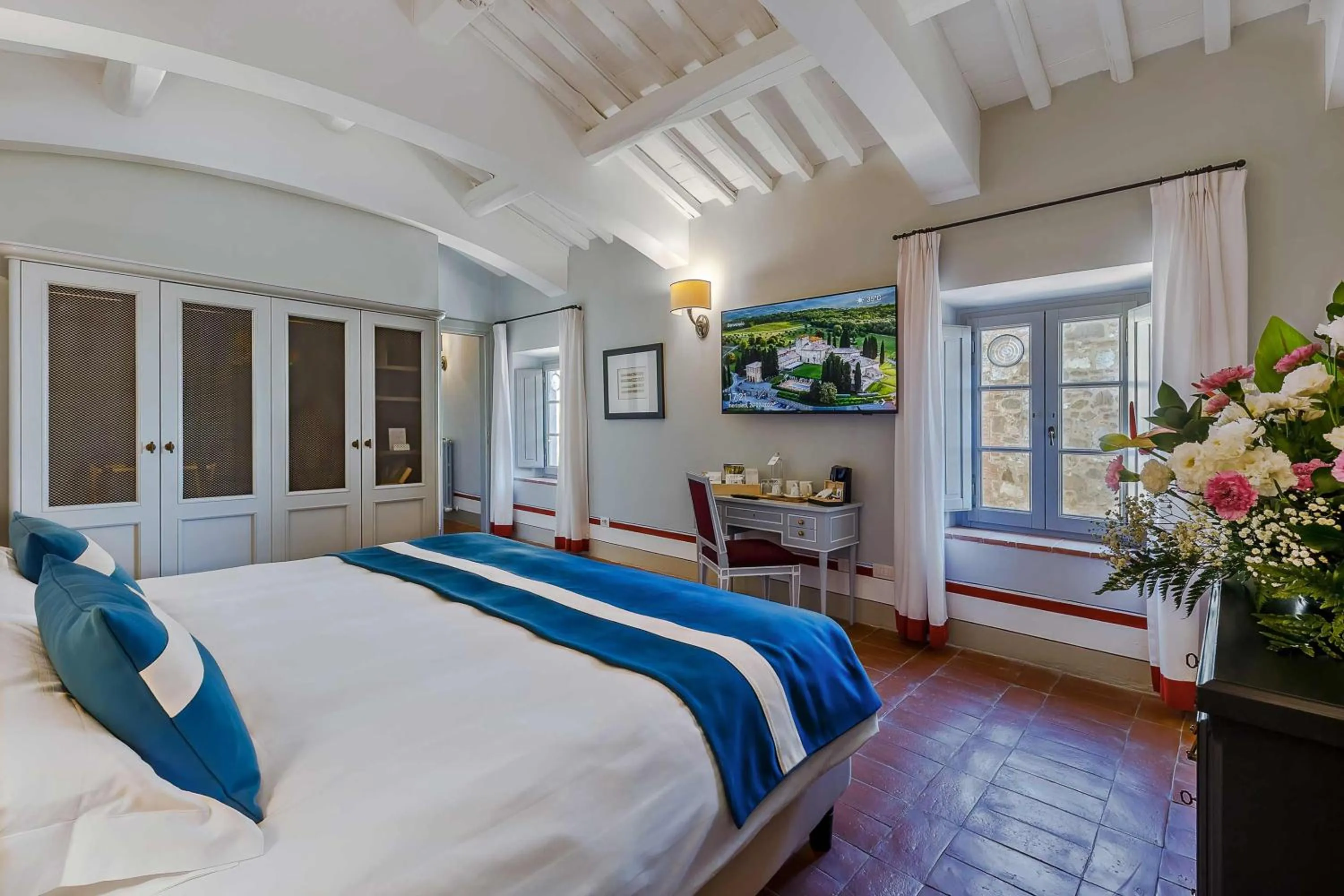 Bedroom, Bed in Borgo Scopeto Wine & Country Relais