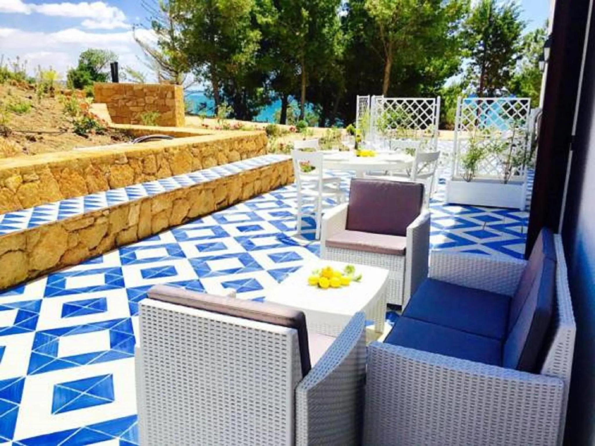 Balcony/Terrace in Villa i Giardini di Limoni by KlabHouse