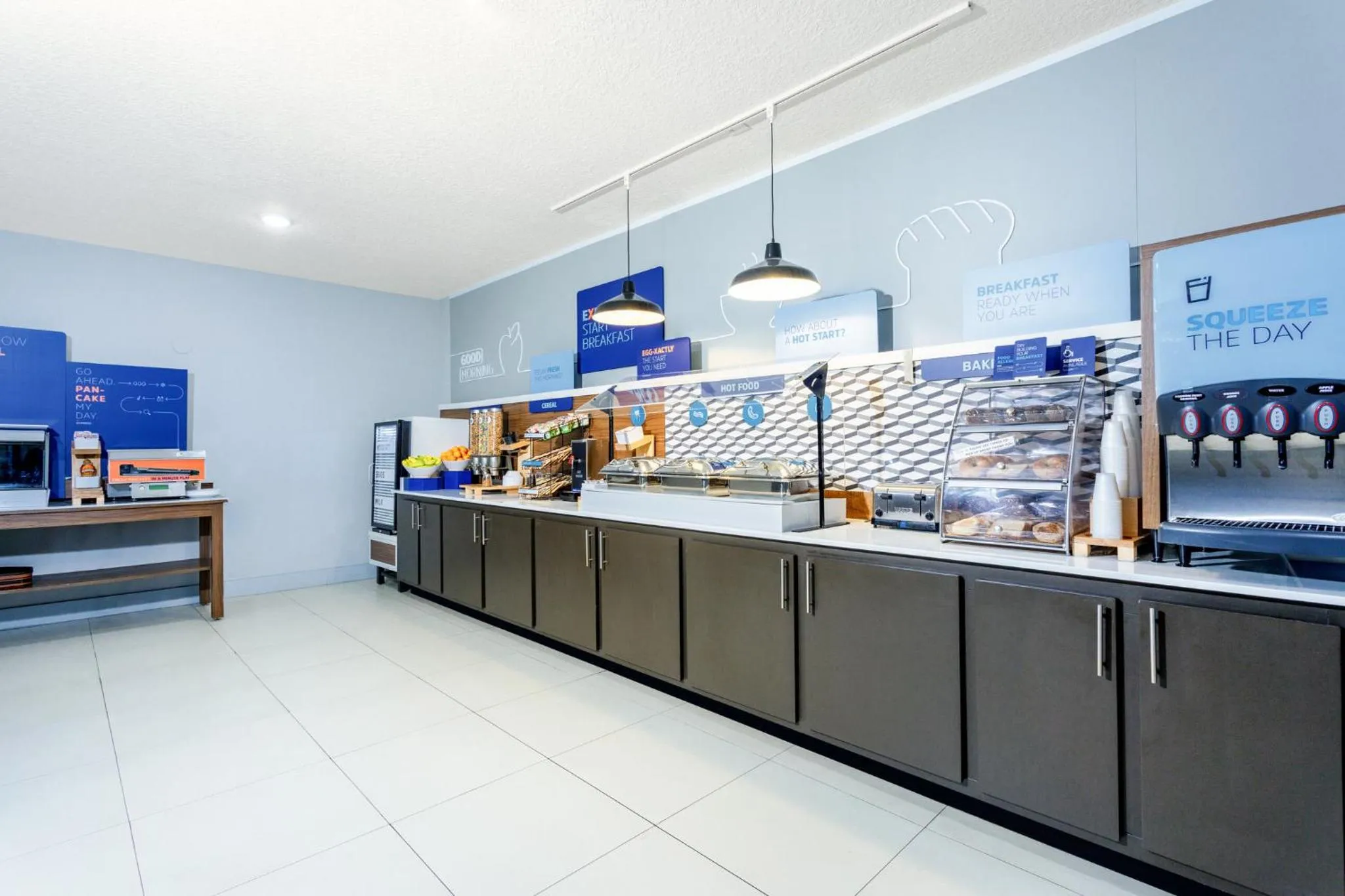 Breakfast in Holiday Inn Express & Suites Jacksonville - Atlantic Beach by IHG