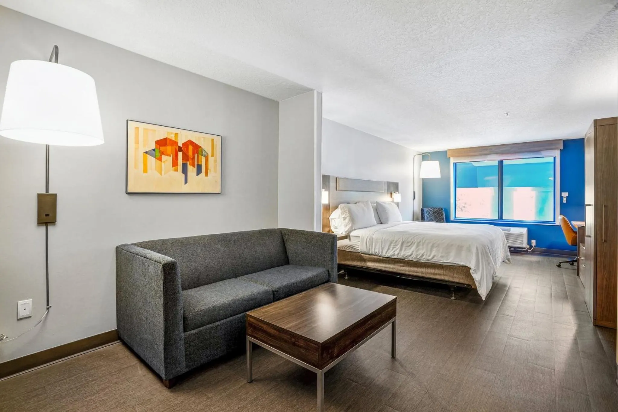 Photo of the whole room, Bed in Holiday Inn Express & Suites Jacksonville - Atlantic Beach by IHG