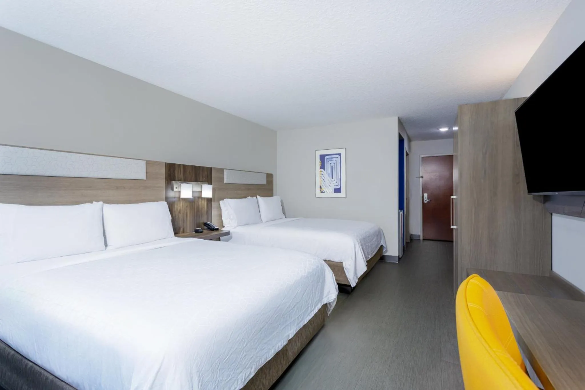 Photo of the whole room, Bed in Holiday Inn Express & Suites Jacksonville - Atlantic Beach by IHG
