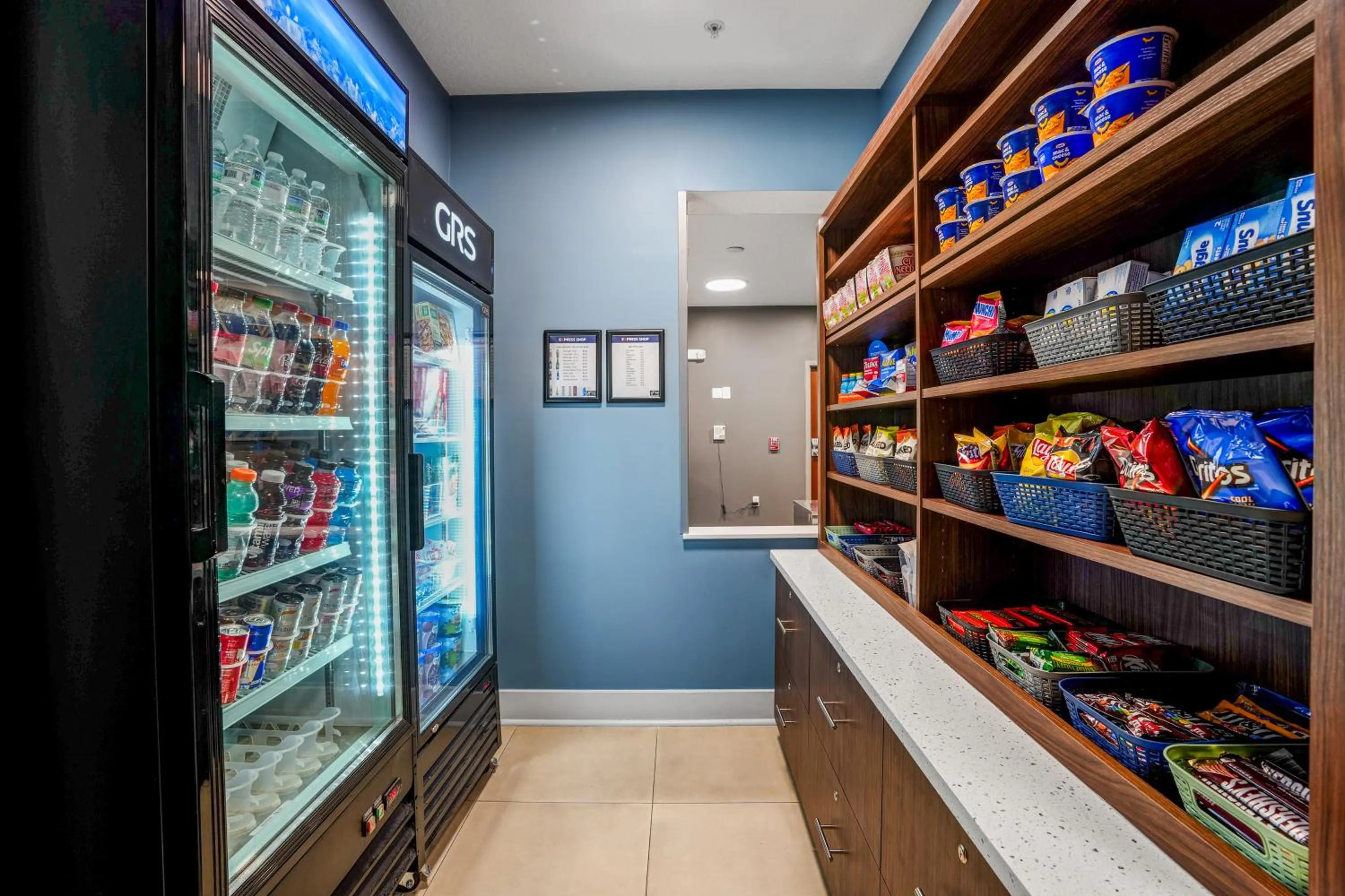 Food and drinks in Holiday Inn Express & Suites Jacksonville - Atlantic Beach by IHG