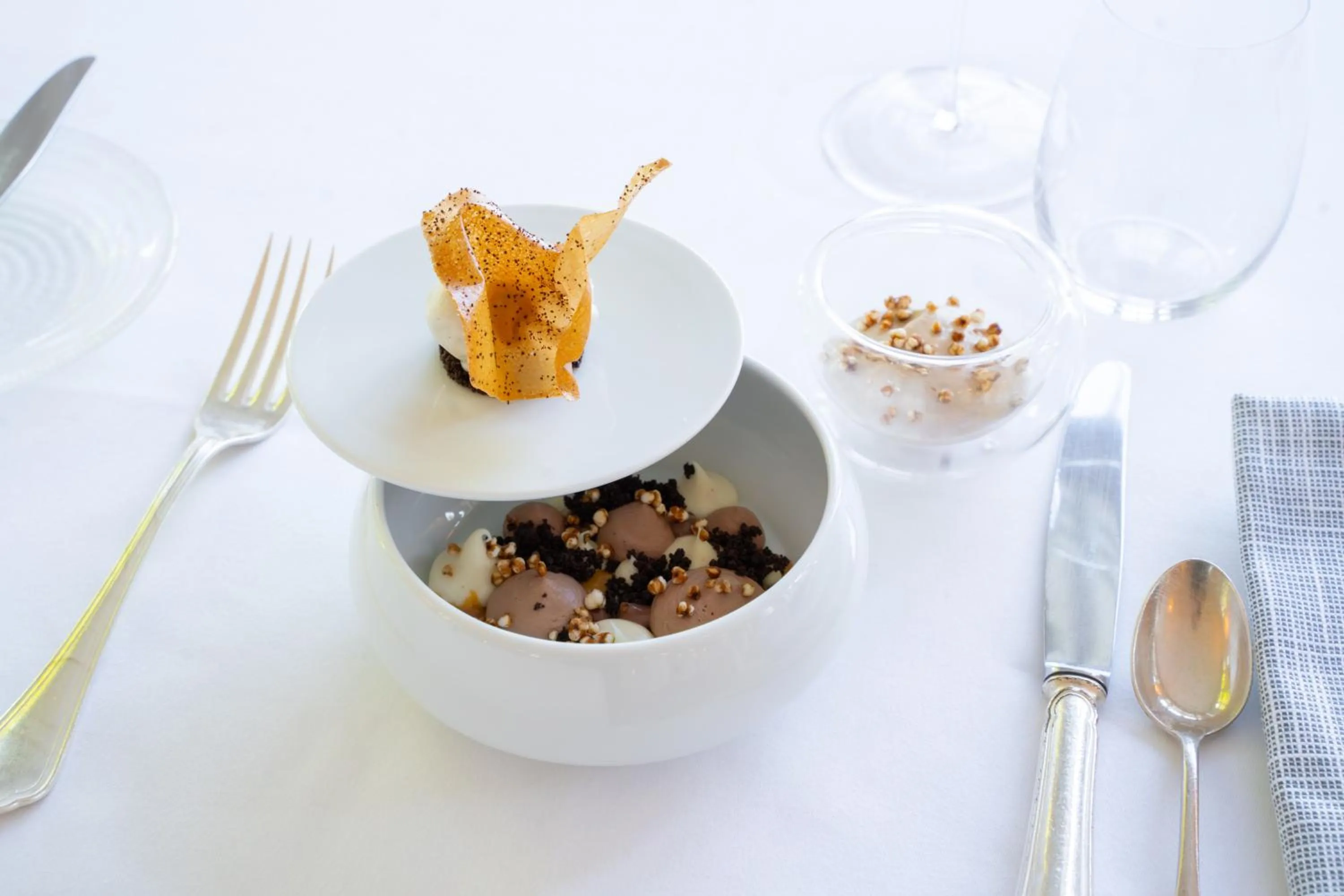 Restaurant/places to eat in Château De Noirieux