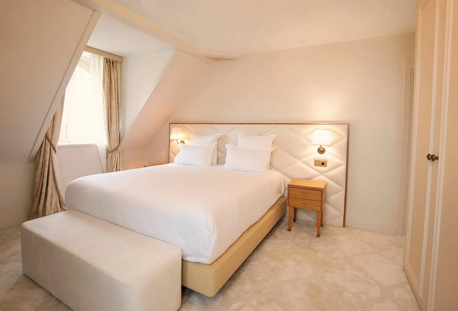 Bed in Château De Noirieux